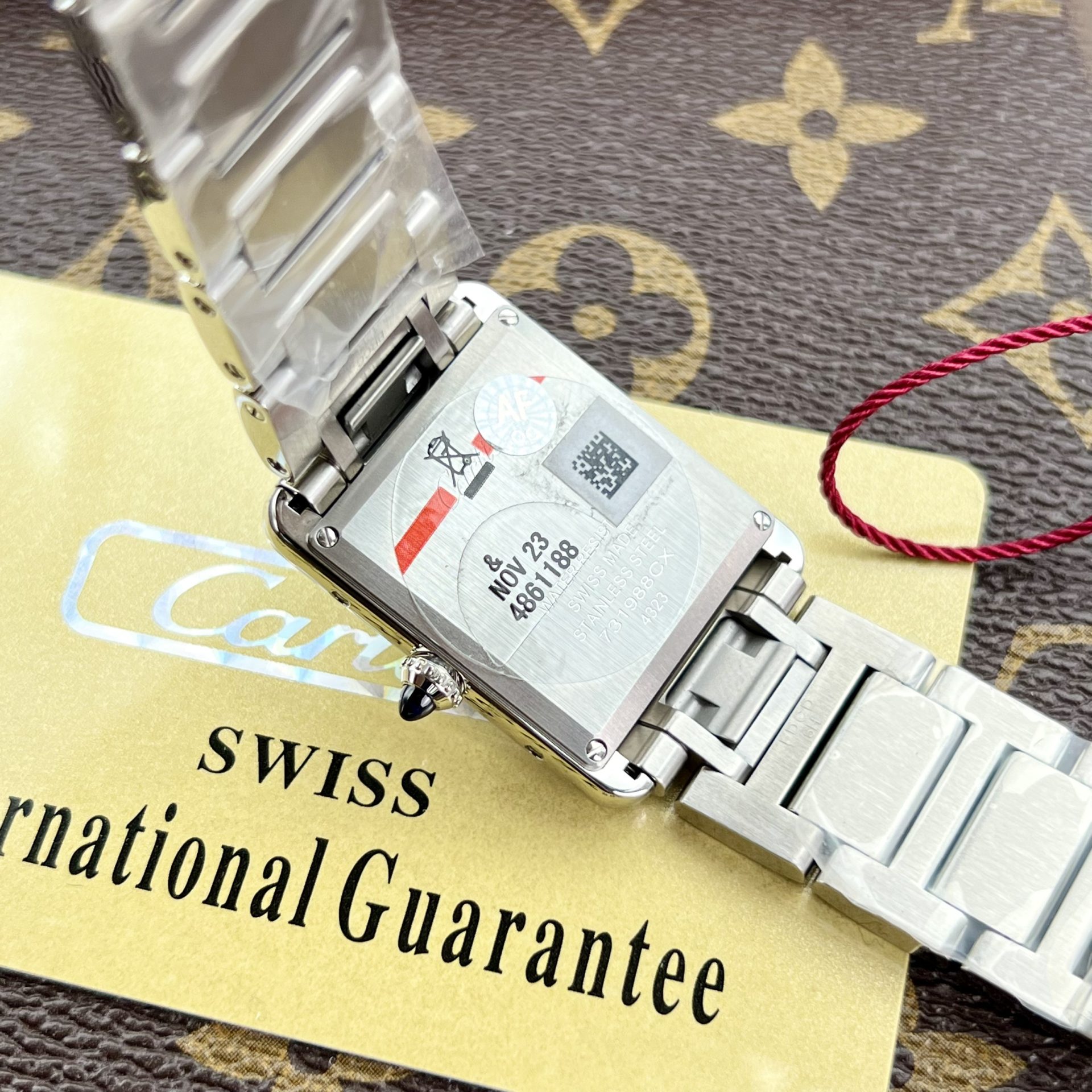 Cartier Fake Watches Tank Must White Dial Metal Wire 31x41mm