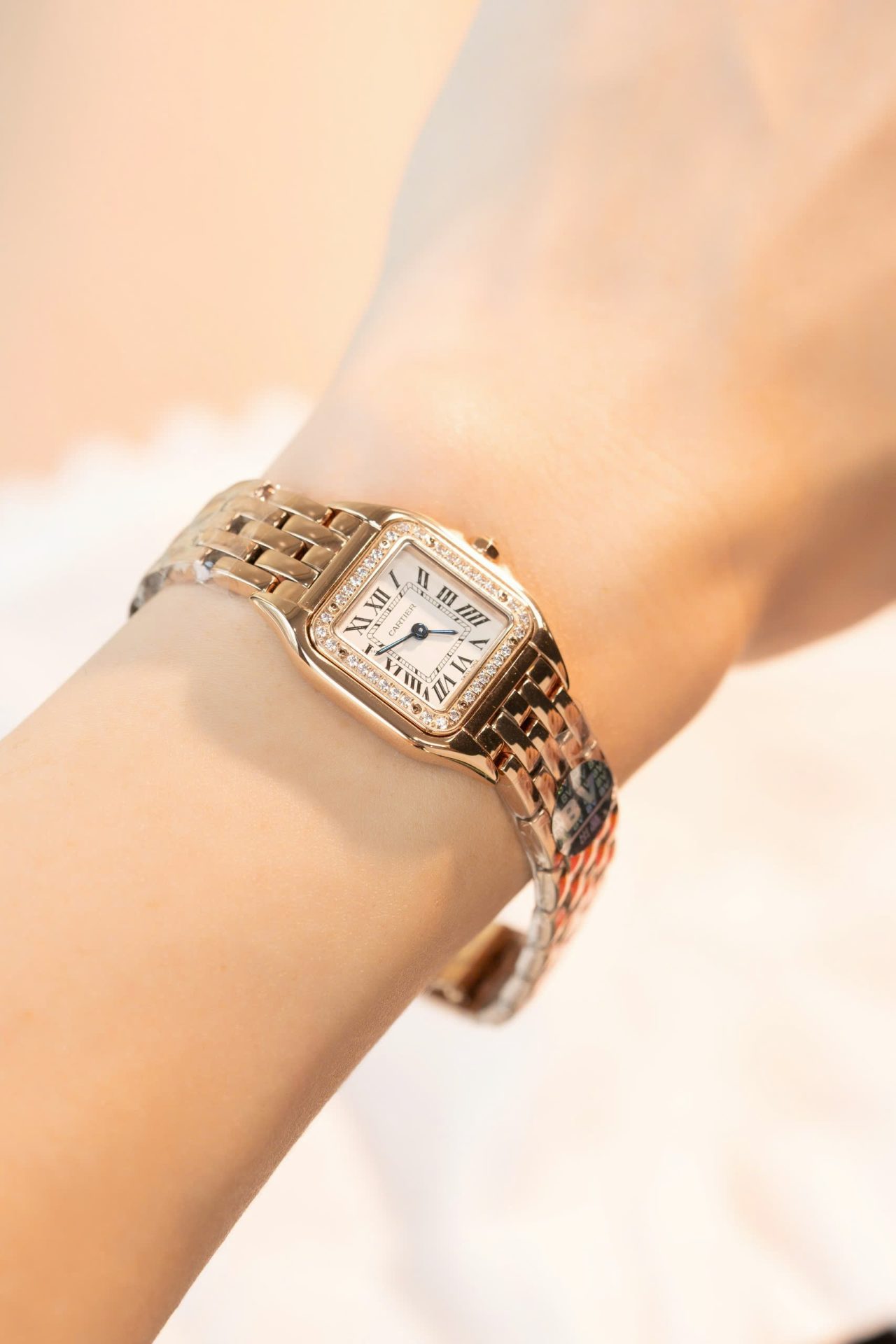 Cartier Panthere Replica Watch Rose Gold With Diamond Bezel 22mm