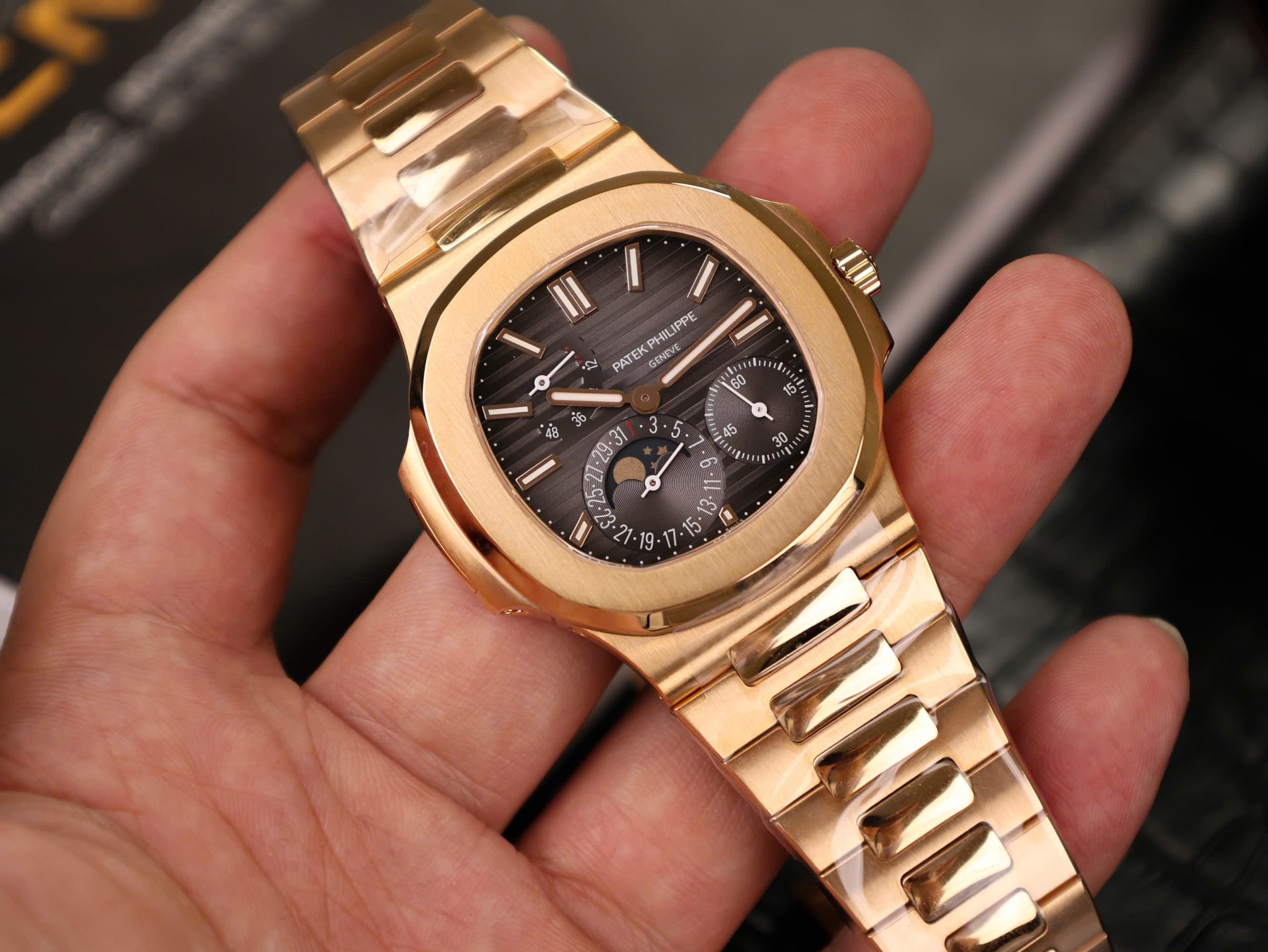 Patek Philippe Best Replica Watch Nautilus 5712 Gold Wrapped PPF Factory 40mm