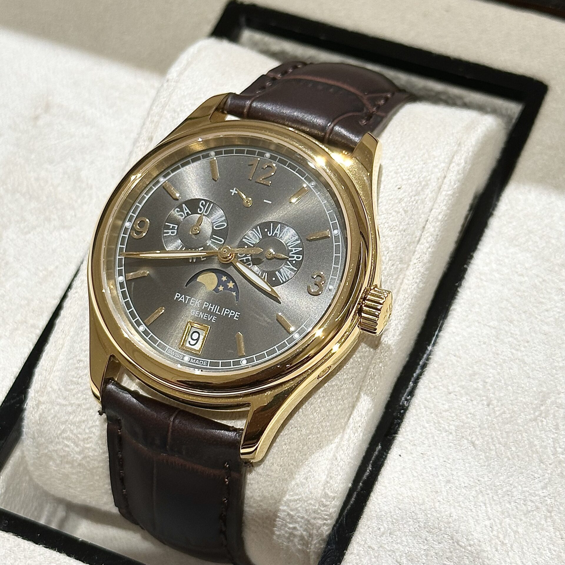 Patek Philippe Complications 5146J Replica Watch Rose Gold 39mm