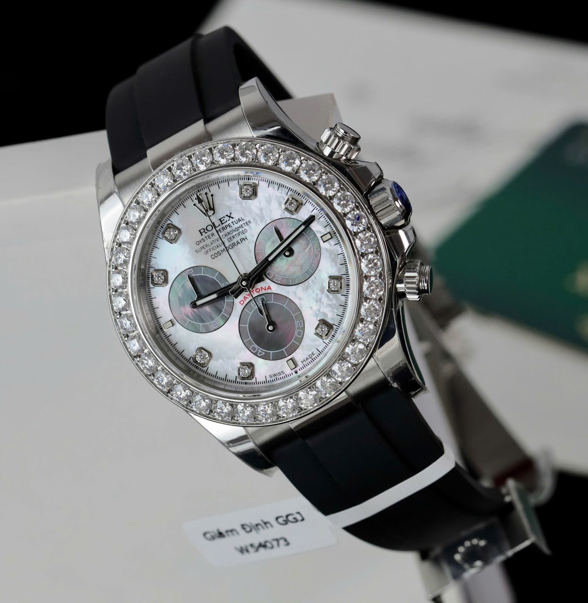 Rolex Daytona Dial MOP Replica Watch Number Pile + Bezel Diamonds Moissanite Custom 40mm