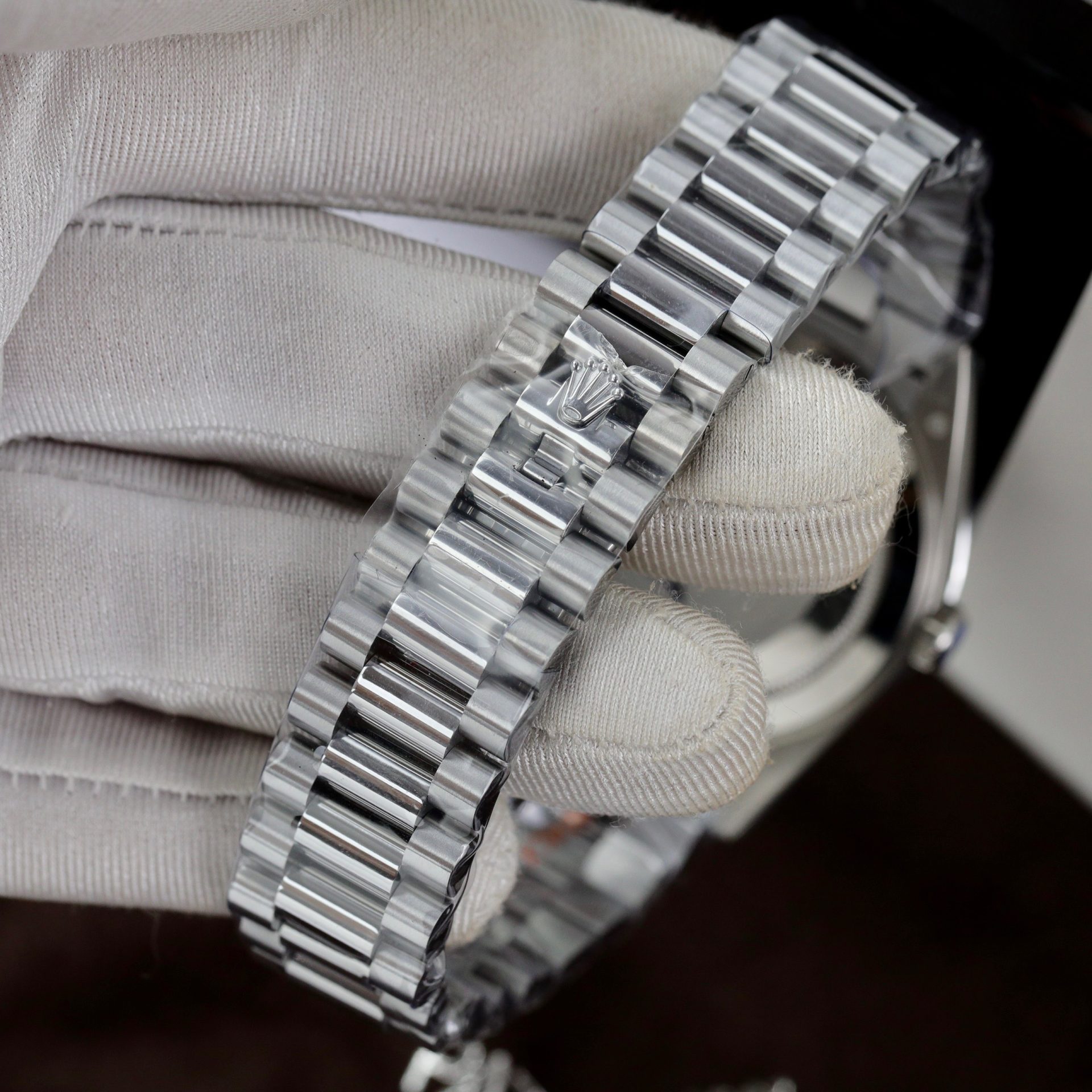 Rolex Replica Watch Day-Date Dial Meteorite Number Pile Diamond Moissanite 40mm