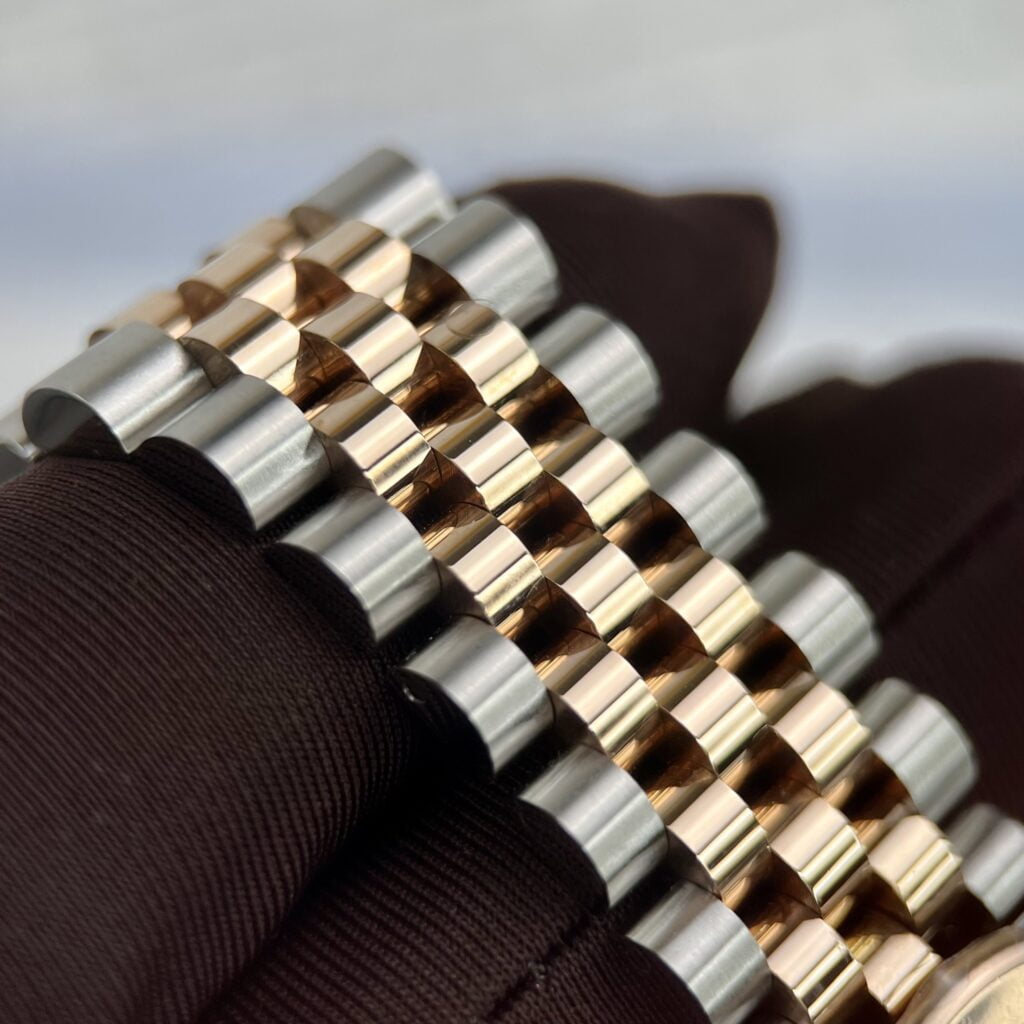 Rolex Replica Watch DateJust 126331 Dial Mother Of Pearl Gold Wrapped GM Factory 41mm