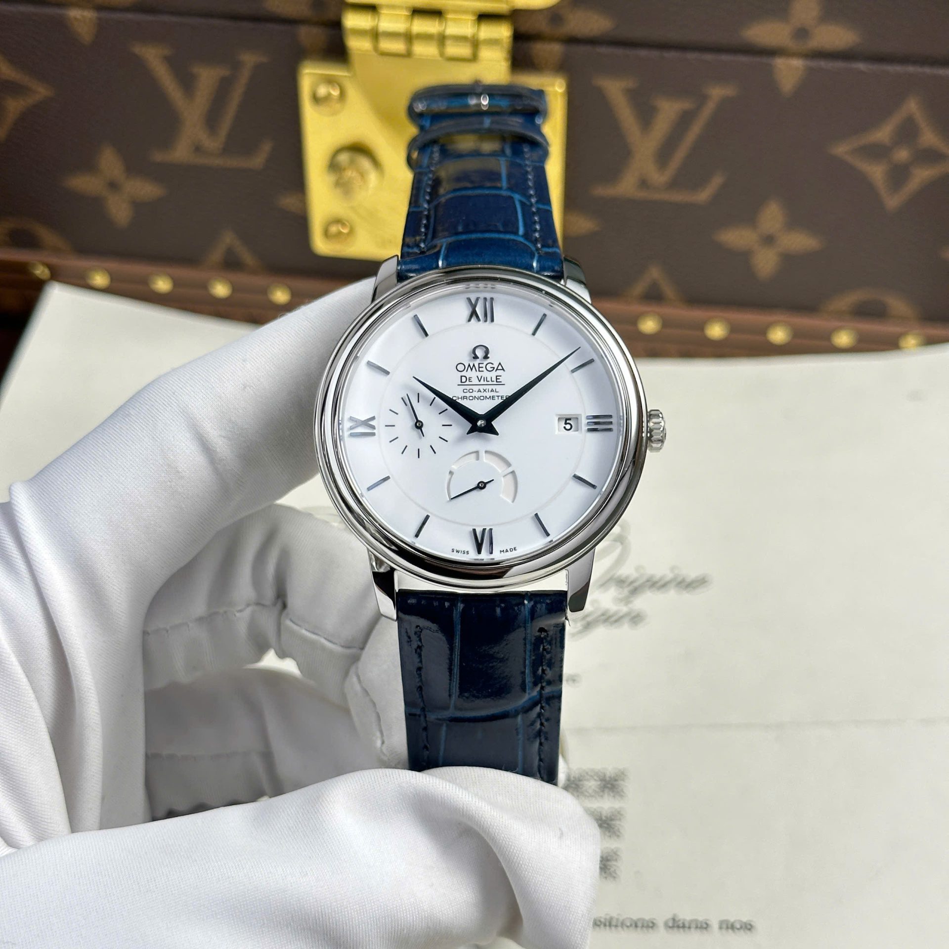 Omega Replica Watch De Ville Prestige Power Reserve White Dial 39.5mm