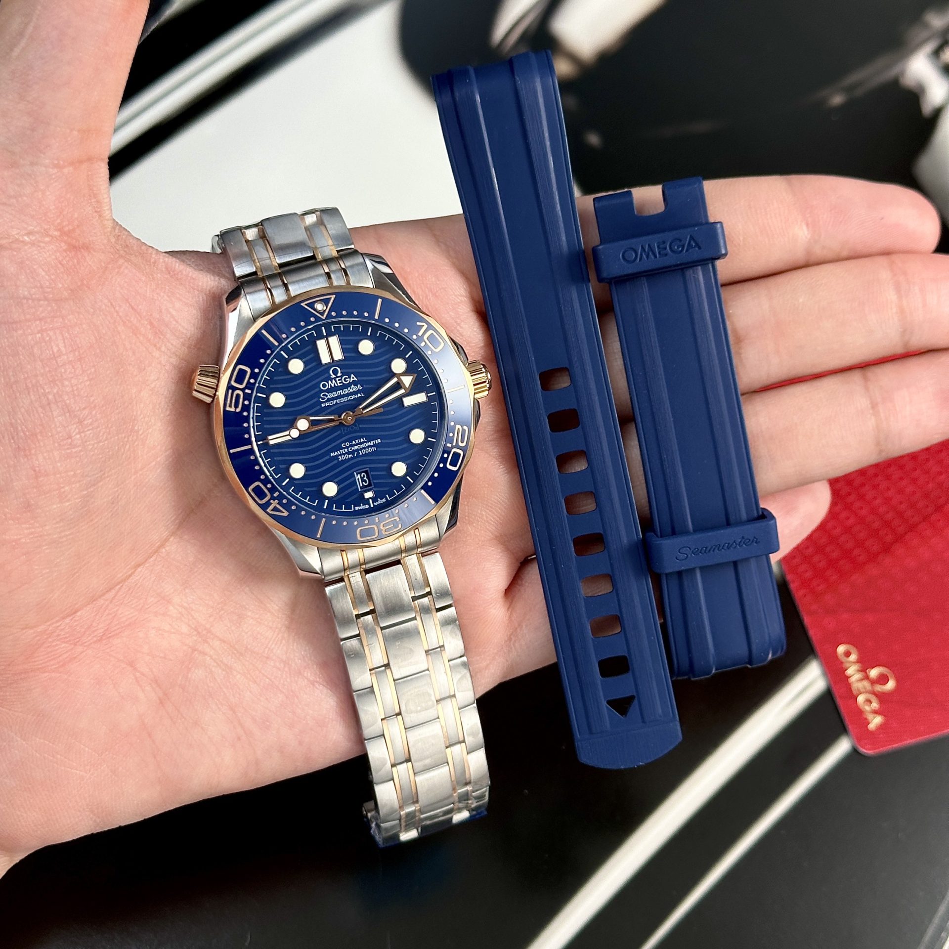 Omega Replica Watch Seamaster Demi Rose Gold Dial Blue VS Factory 42mm
