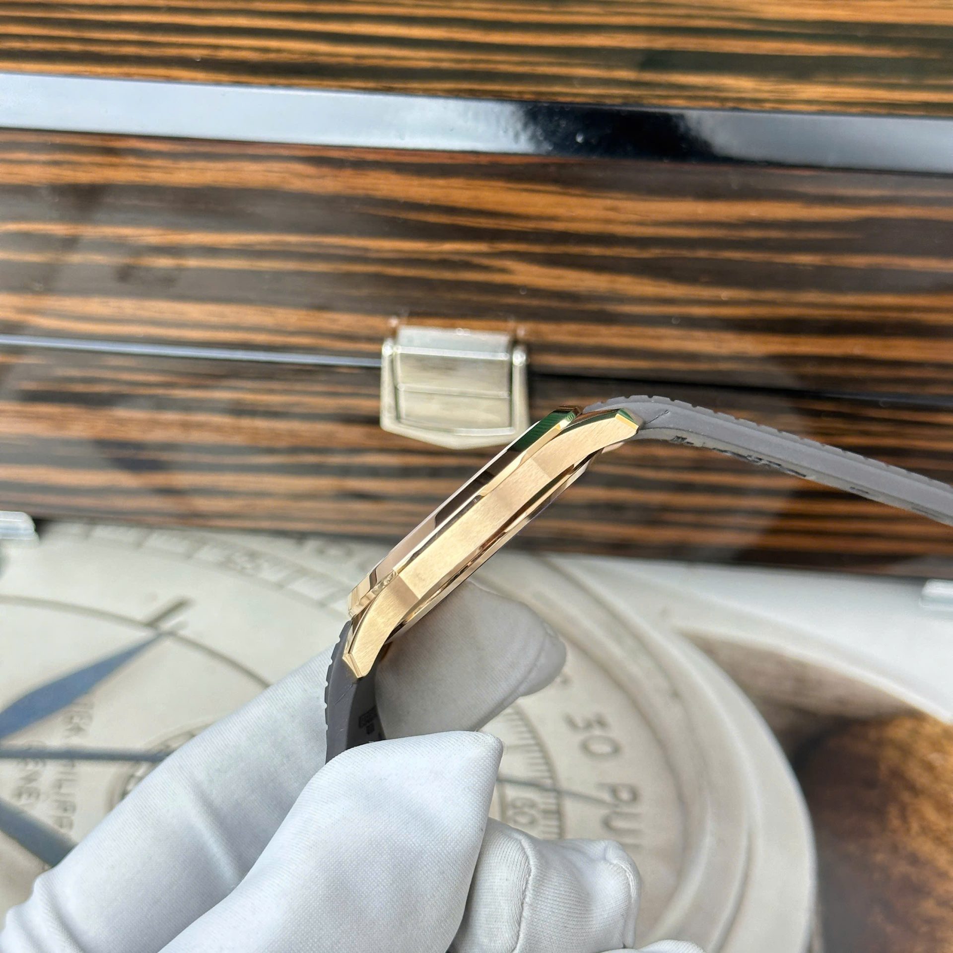 Patek Philippe Aquanaut 5167R Best Replica Watch Custom Like Auth 40mm