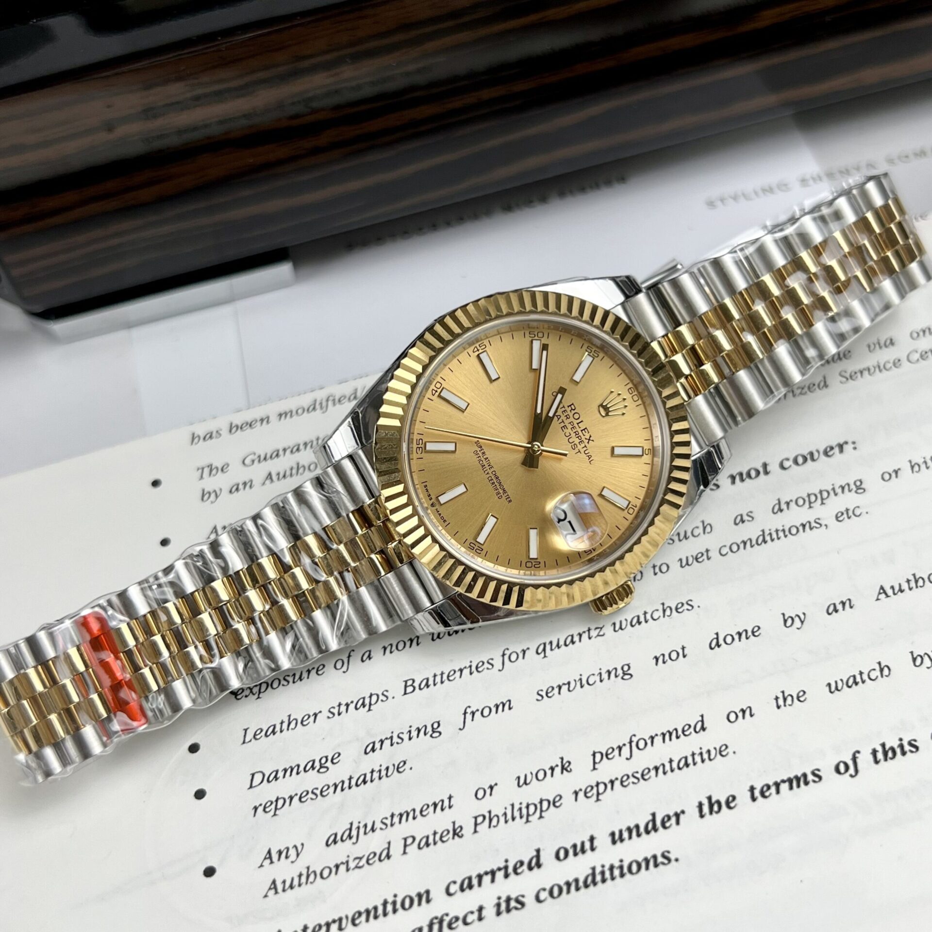 Rolex DateJust Replica Watch Yellow Dial EW Factory 36/41mm