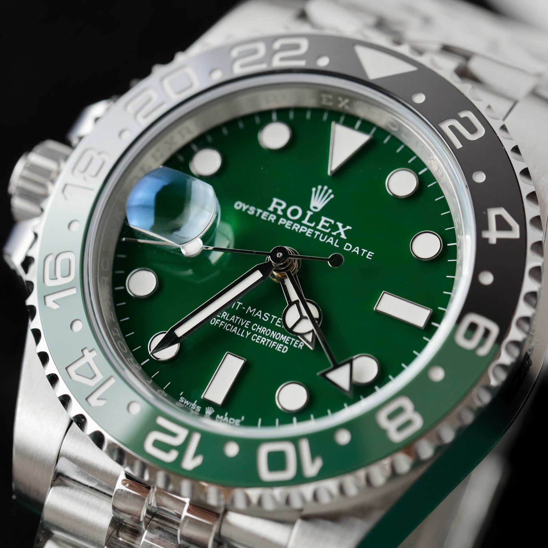 Rolex GMT-Master II 126729VTNR Copies Watch Green Dial Jubilee Strap 40mm