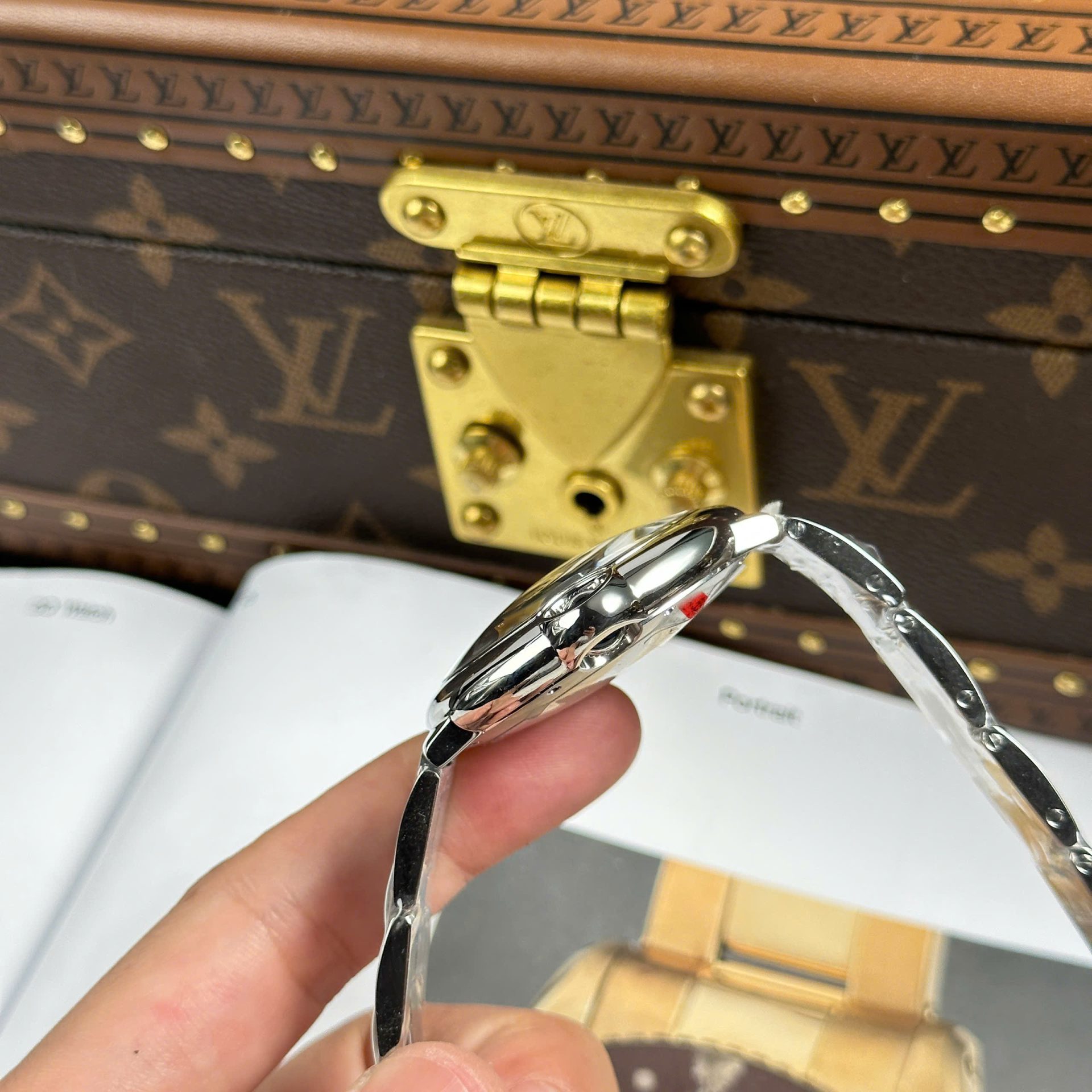 Cartier Ballon Bleu Best Copies Watch Brown Dial Metal Wire AF Factory 40mm