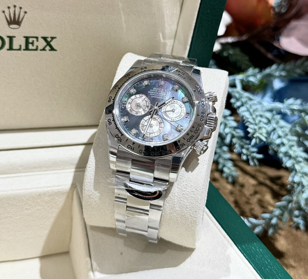 Rolex Daytona Mother Of Pearl And Moissanite Diamonds Dial Replica Watch BT Factory 40mm