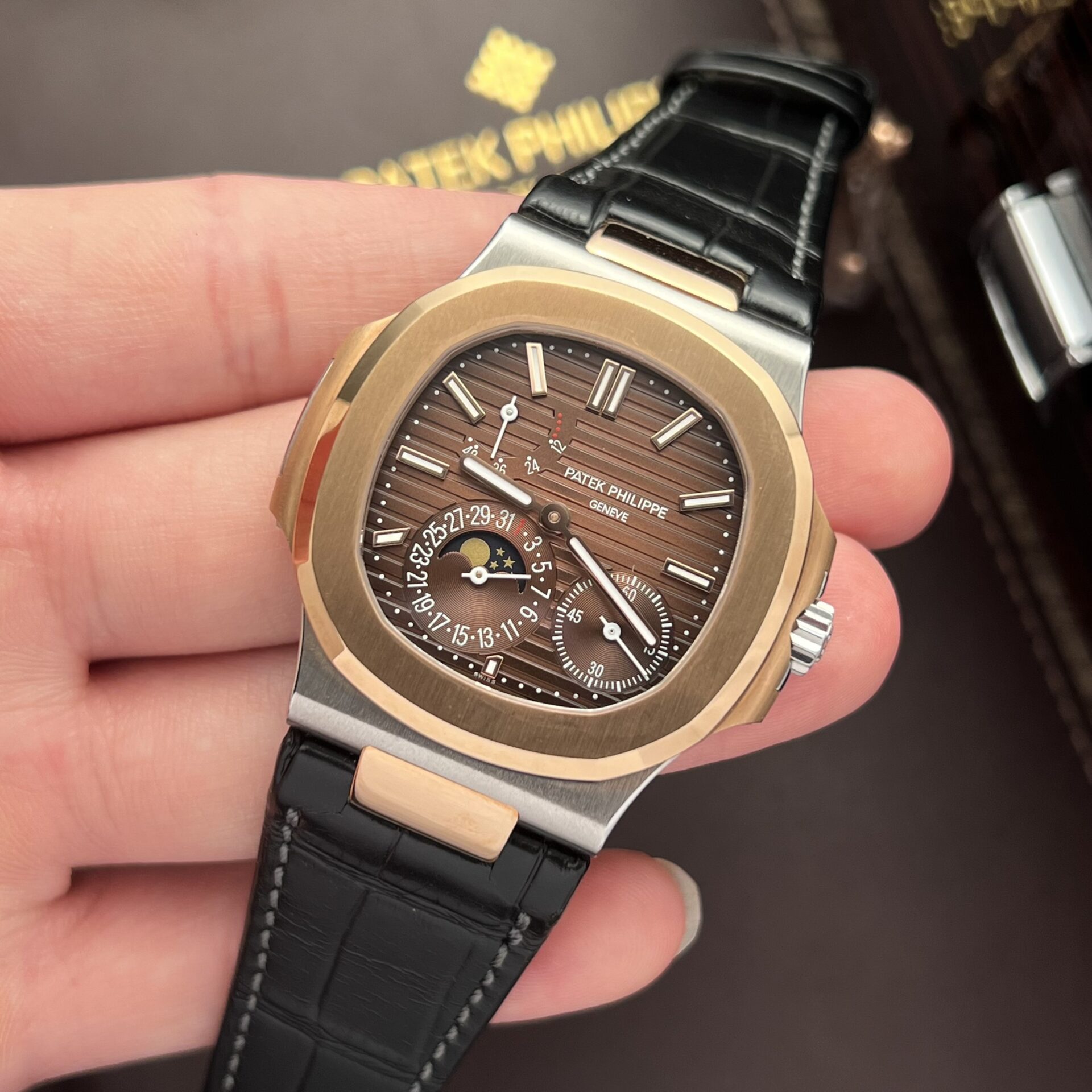Patek Philippe 5712R Demi Rose Gold High Quality Replica Watch Factory GR 40mm