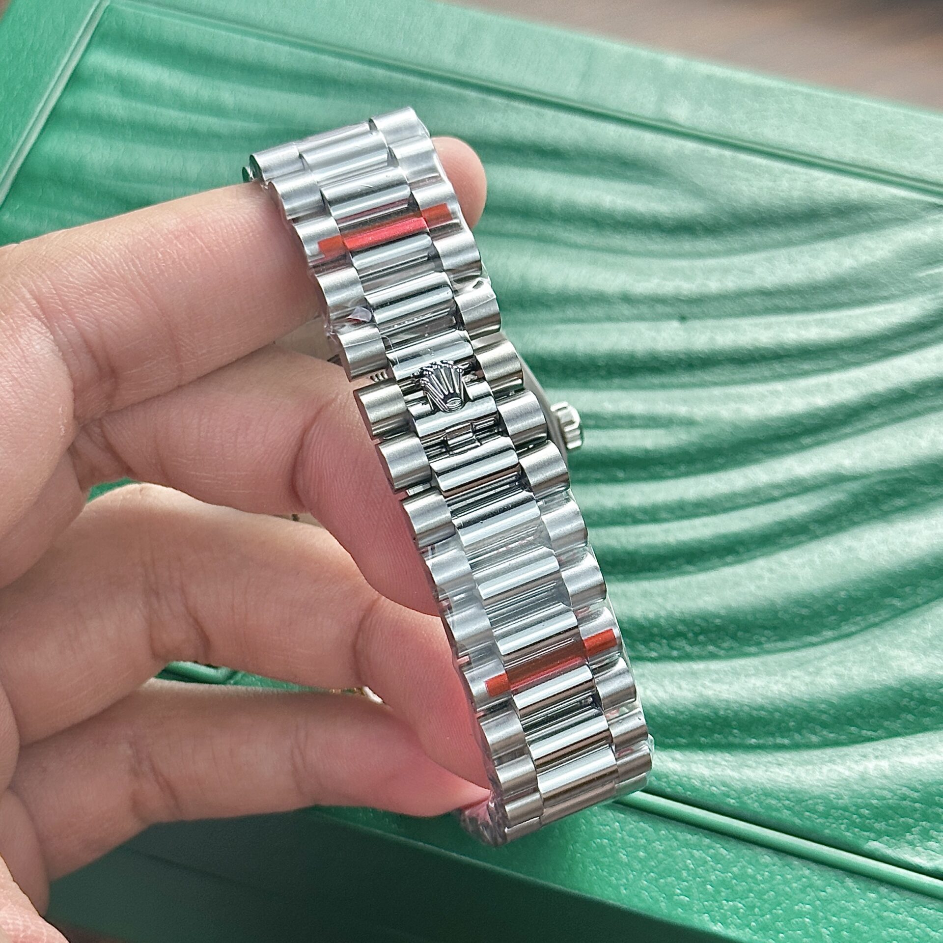 Rolex Day-Date 228236 Replica 1:1 Watch Refined 167gram GM V3 40mm