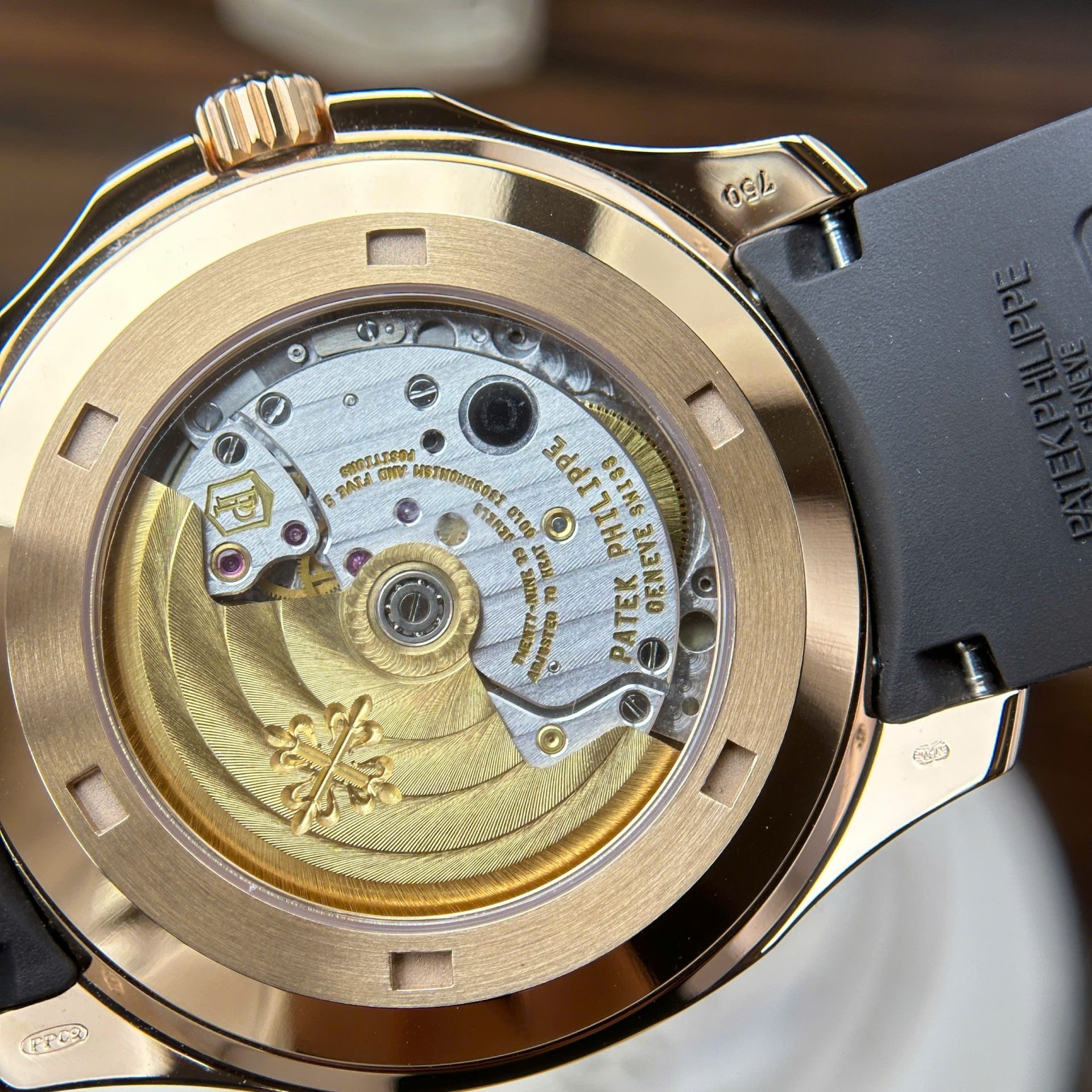 Patek Philippe Aquanaut 5167R Best Replica Watch Custom Like Auth 40mm