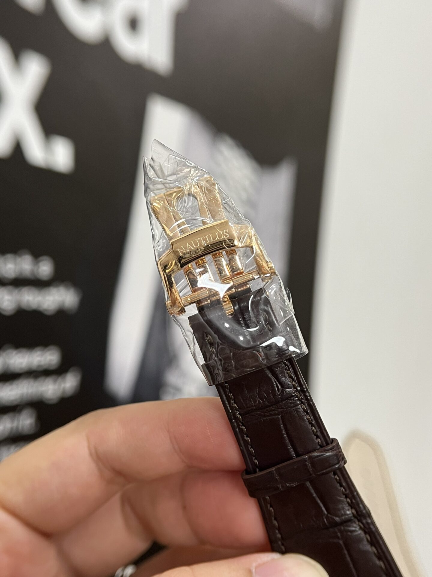 Patek Philippe Nautilus 5711 Replica Watch Gold Wrapped 3K Factory 40mm