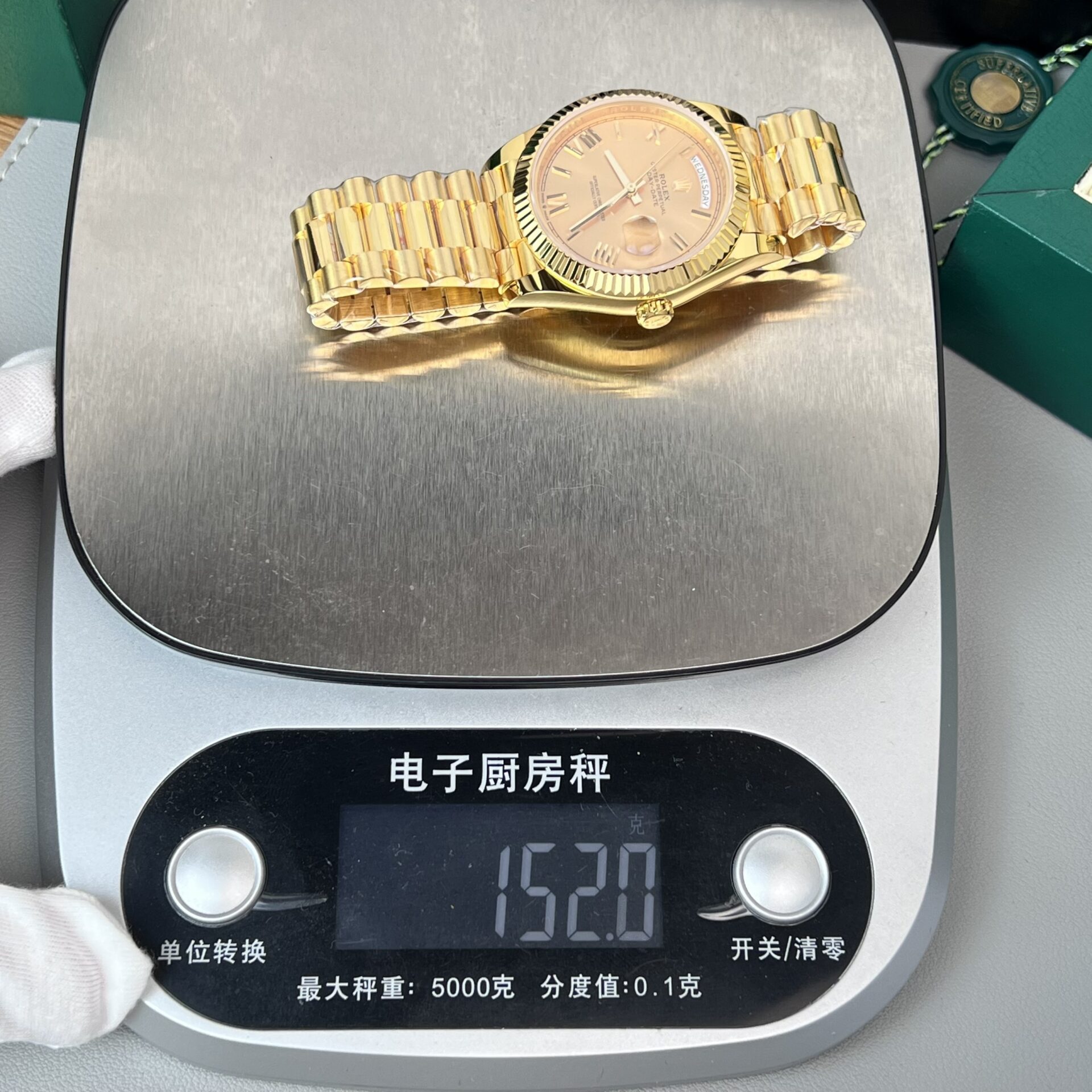 Rolex Day-Date Gold Wrapped Replica Watch Champagne Gold Dial GM V2 40mm