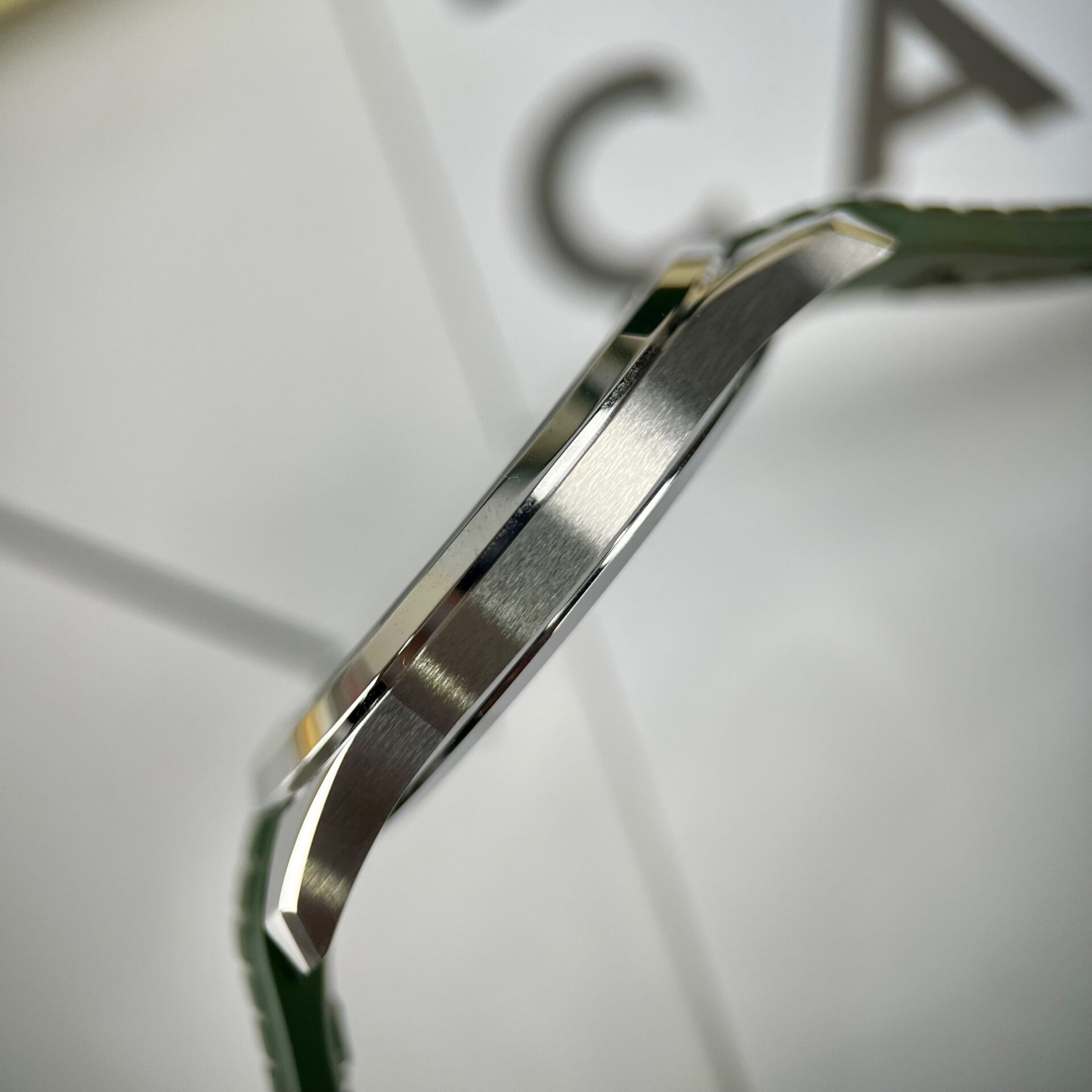 Patek Philippe Aquanaut 5168G Replica 1:1 Watch Green 42.2mm