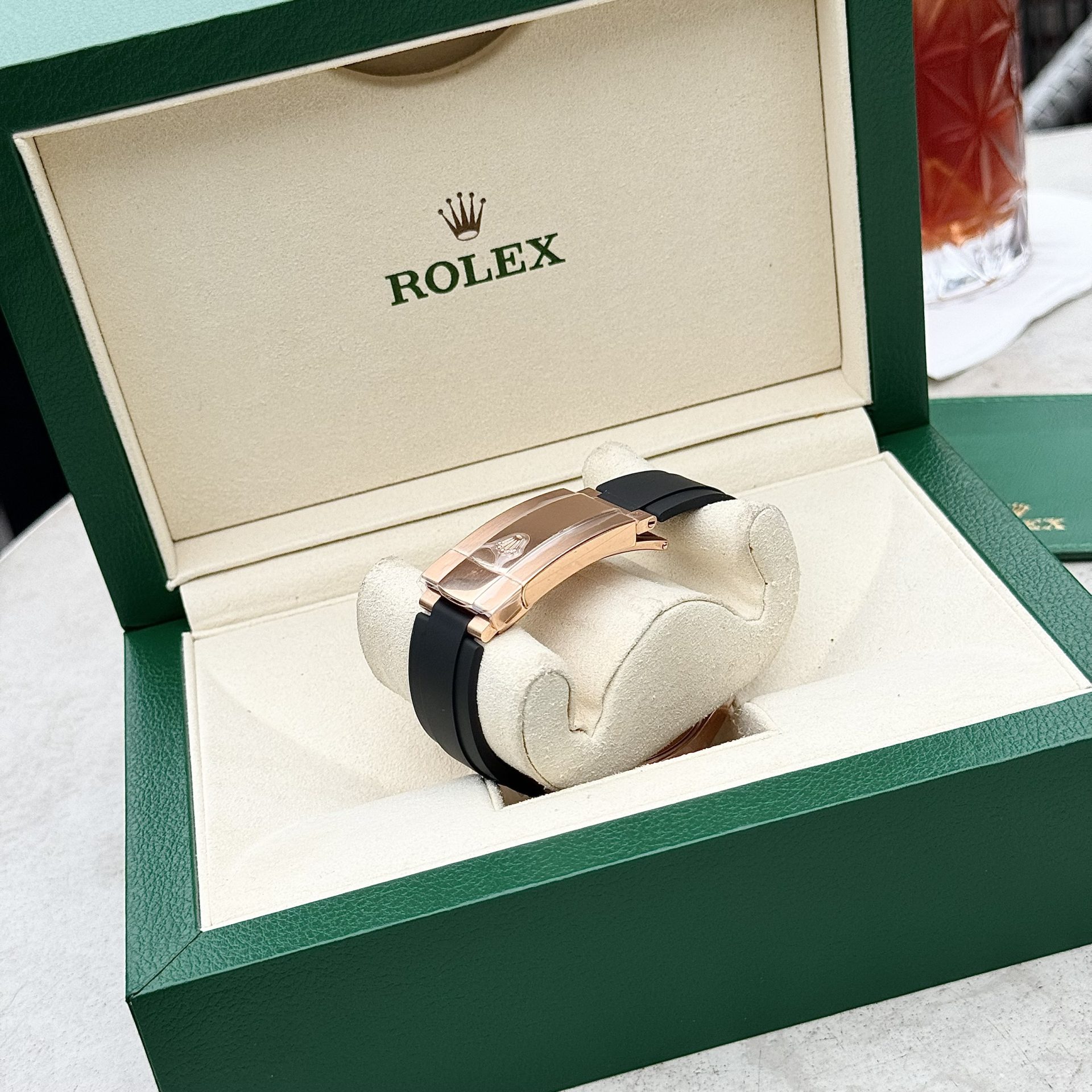 Rolex Replica Watch Sky-Dweller 336235 Chocolate Dial Rubber Strap 42mm
