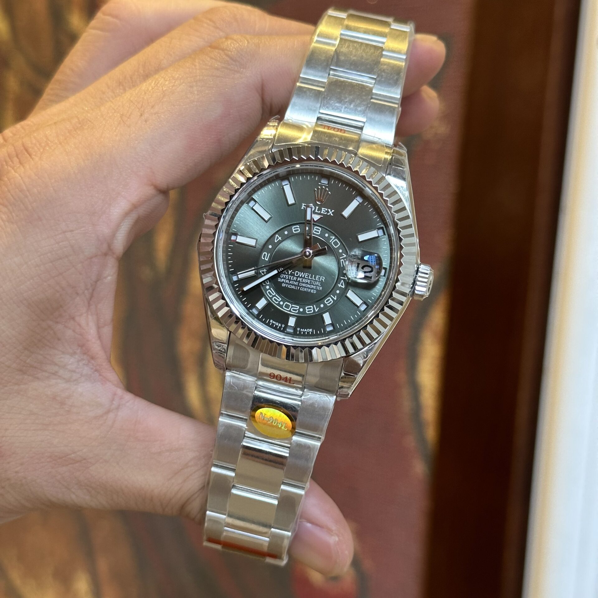 Rolex Sky Dweller 326935 Replica Watch Green Dial Noob Factory 42mm
