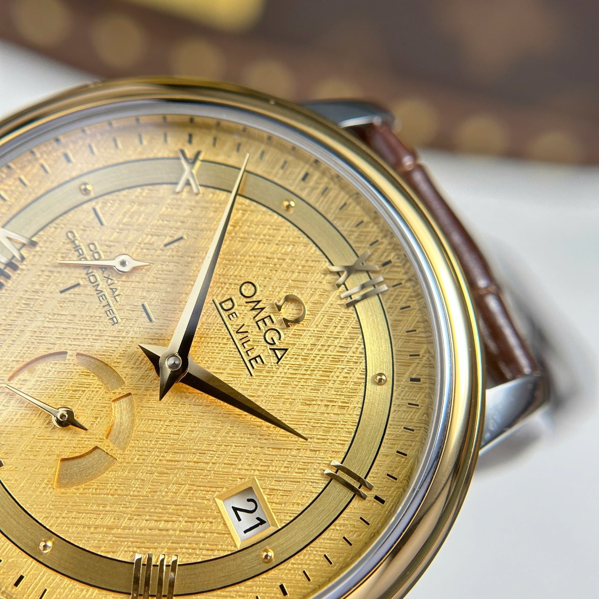 Omega De Ville Prestige Power Reserve Replica 11 Watch Yellow Dial Leather Strap 39.5mm