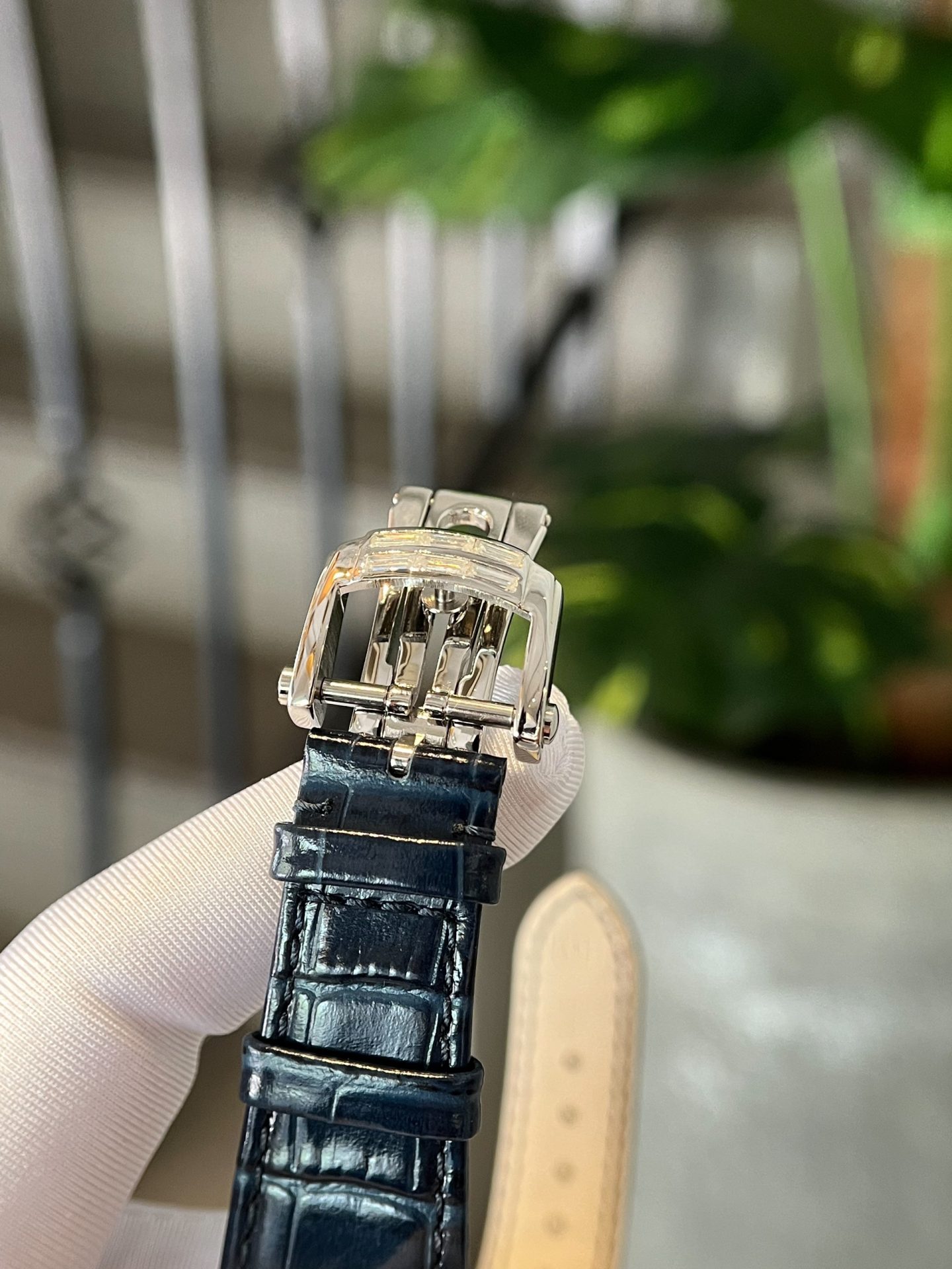 Patek Philippe Replica Watch Nautilus 5724 Custom Moissanite Diamonds Leather Strap 40mm