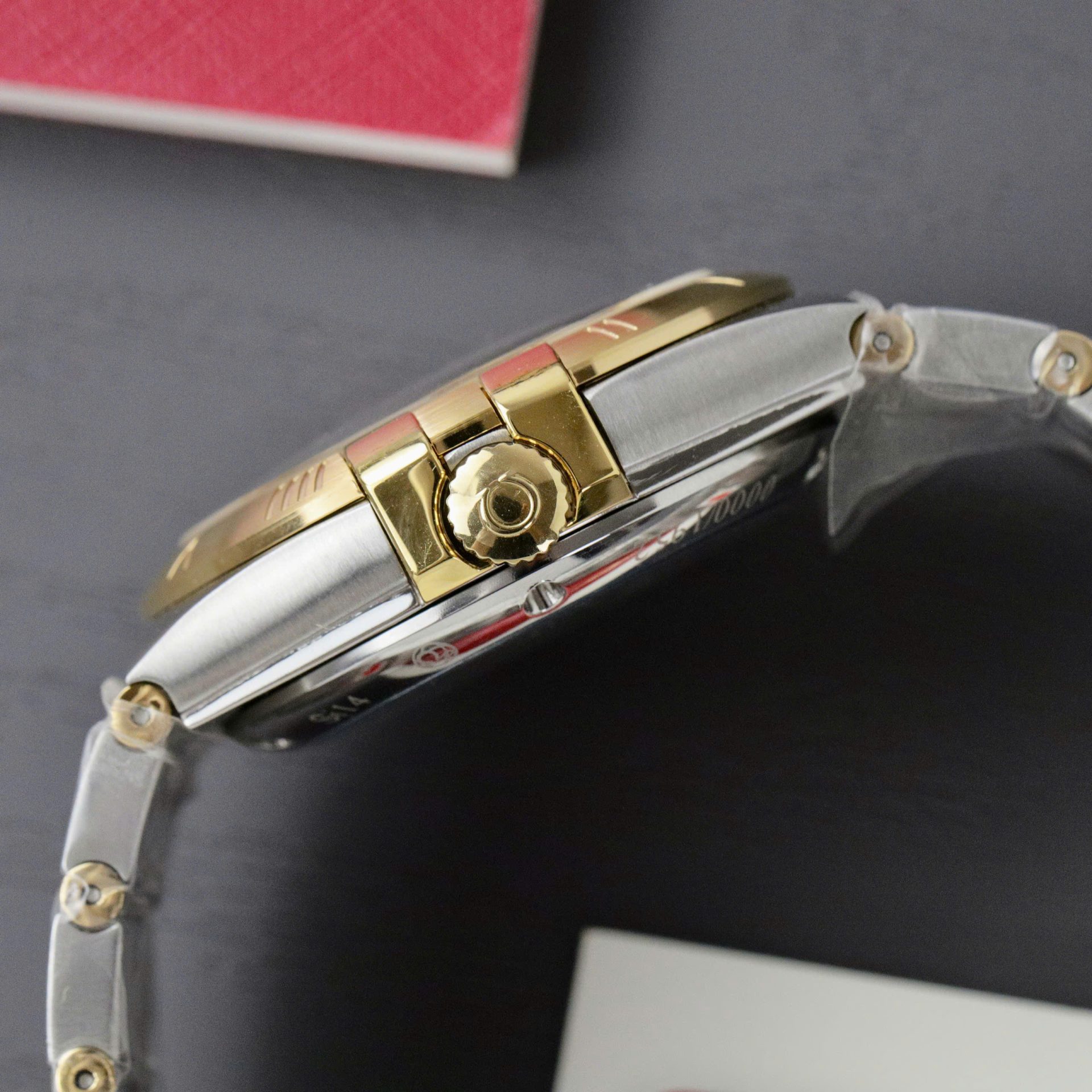 Omega Constellation Co-Axial Fake Watch Metal Wire 38mm