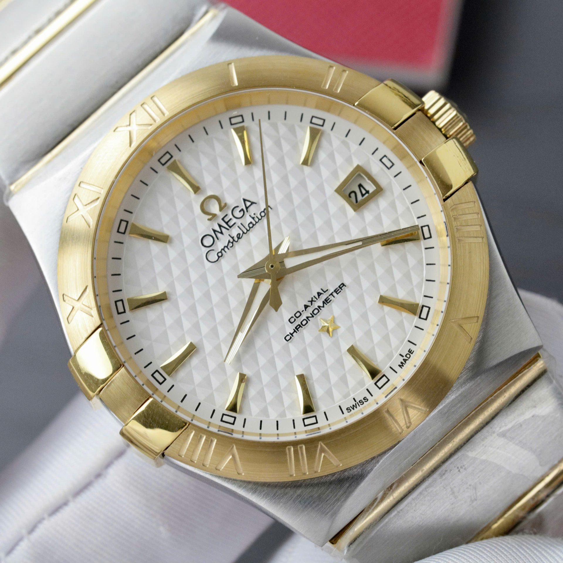 Omega Constellation Co-Axial Fake Watch Metal Wire 38mm