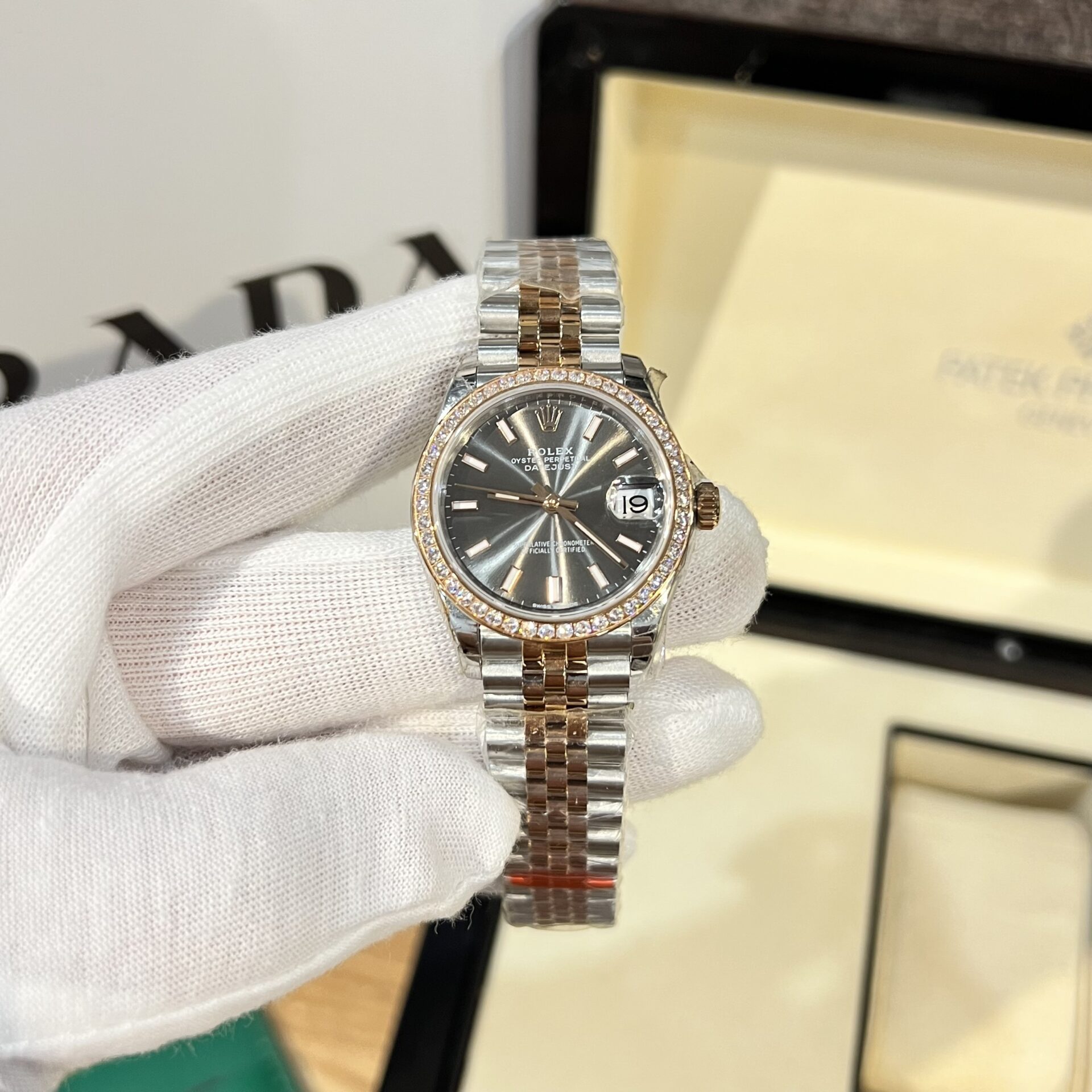 Rolex DateJust Women s Replica Watch With Diamonds Gray Dial EW Factory 31mm