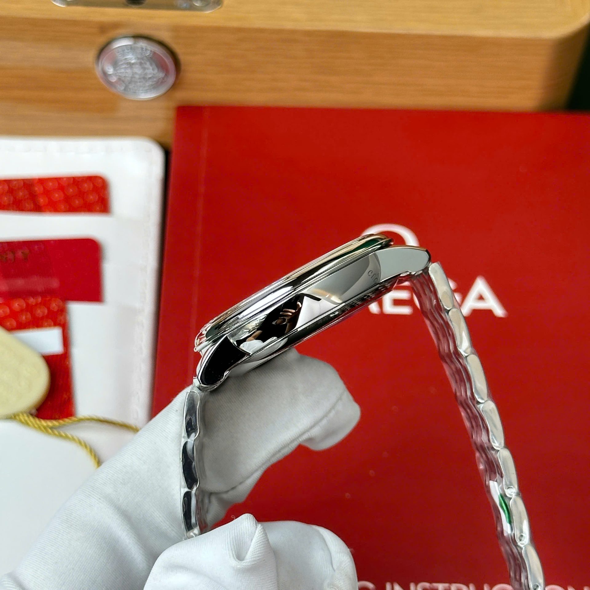 Omega De Ville Prestige Power Reserve Replica Watch White Dial Metal Wire 39.5mm