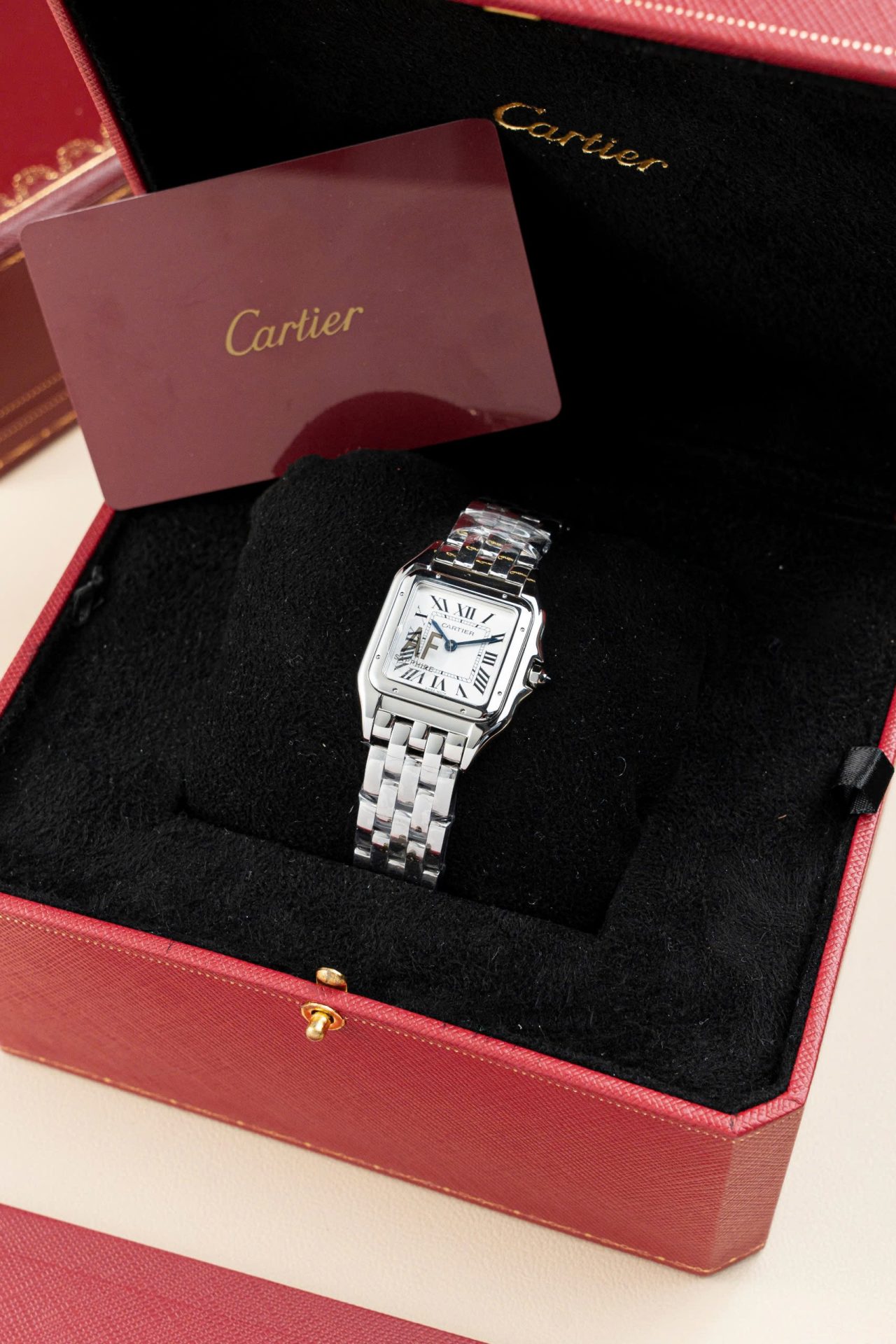 Cartier Clone Watch Panthere WGPN0007 Women White Dial 27x37mm
