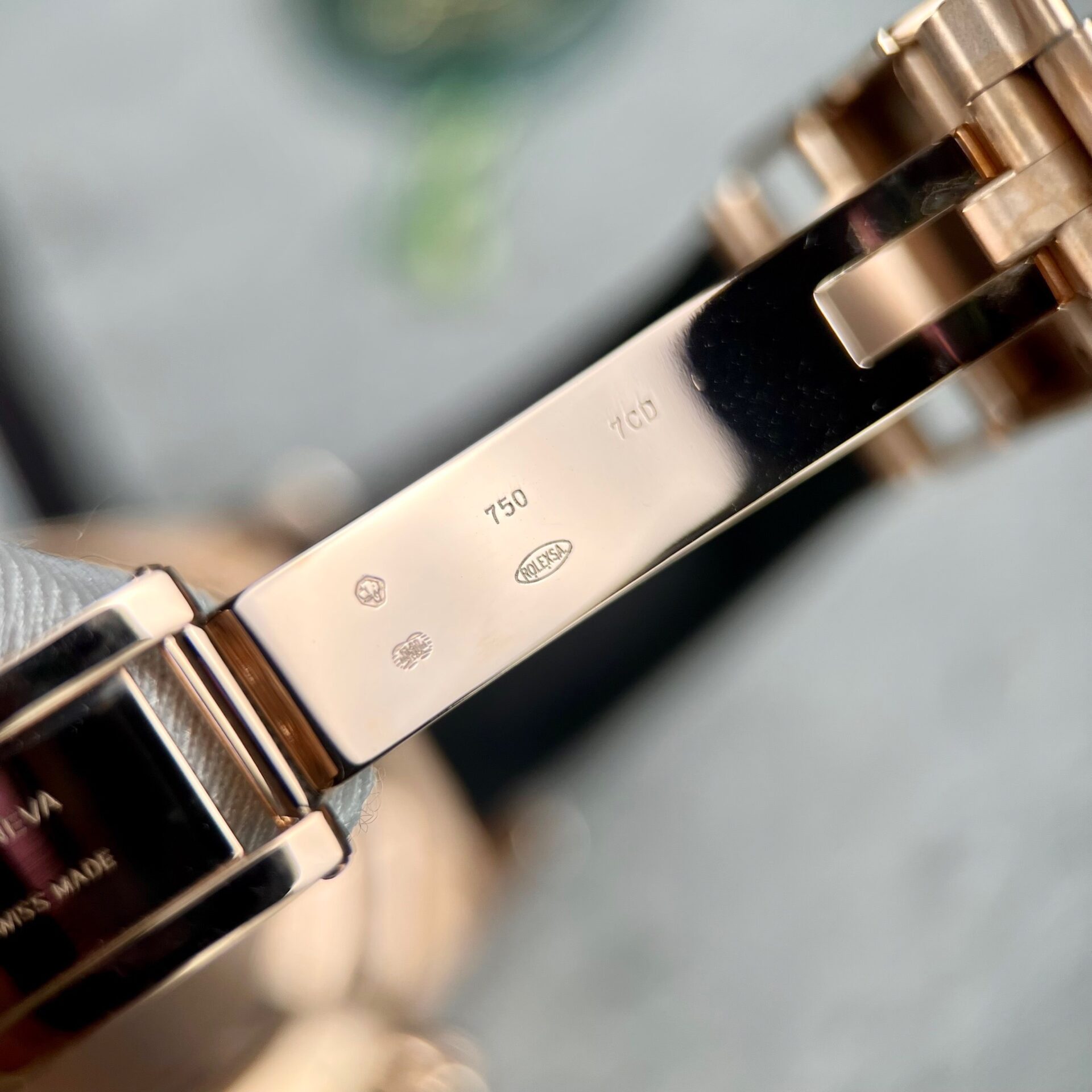 Rolex Daytona 116515LN 18K Rose Gold Wrapped Replica Watch 40mm