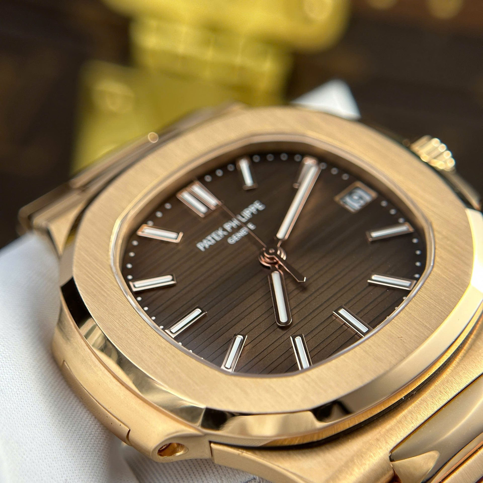 Patek Philippe Nautilus 5711 Refined Max Option 18K Gold Wrapped Chocolate Dial 40mm