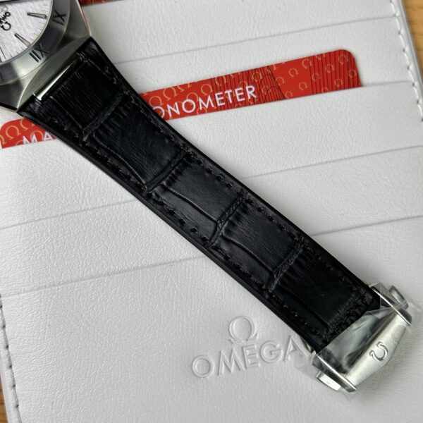 Omega Replica Watch Constellation White Dial Leather Strap 41mm