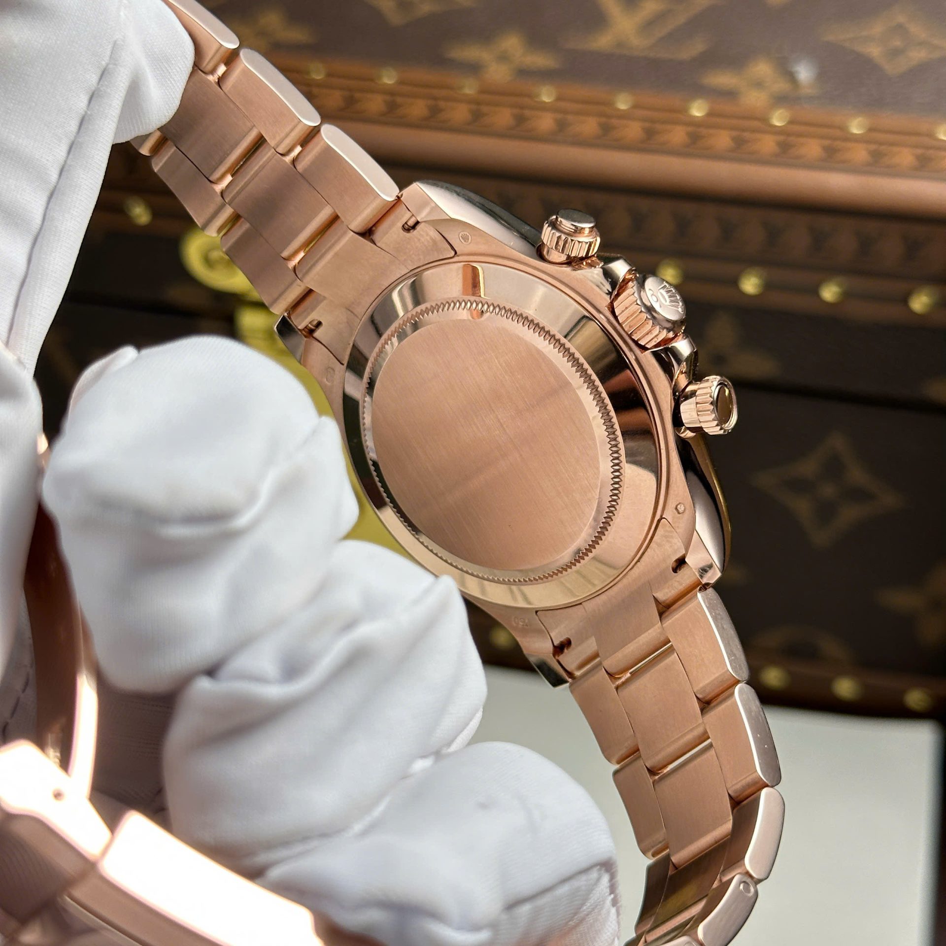 Rolex Cosmograph Daytona Dial Black Custom Gold Wrapped Replica Watch 40mm