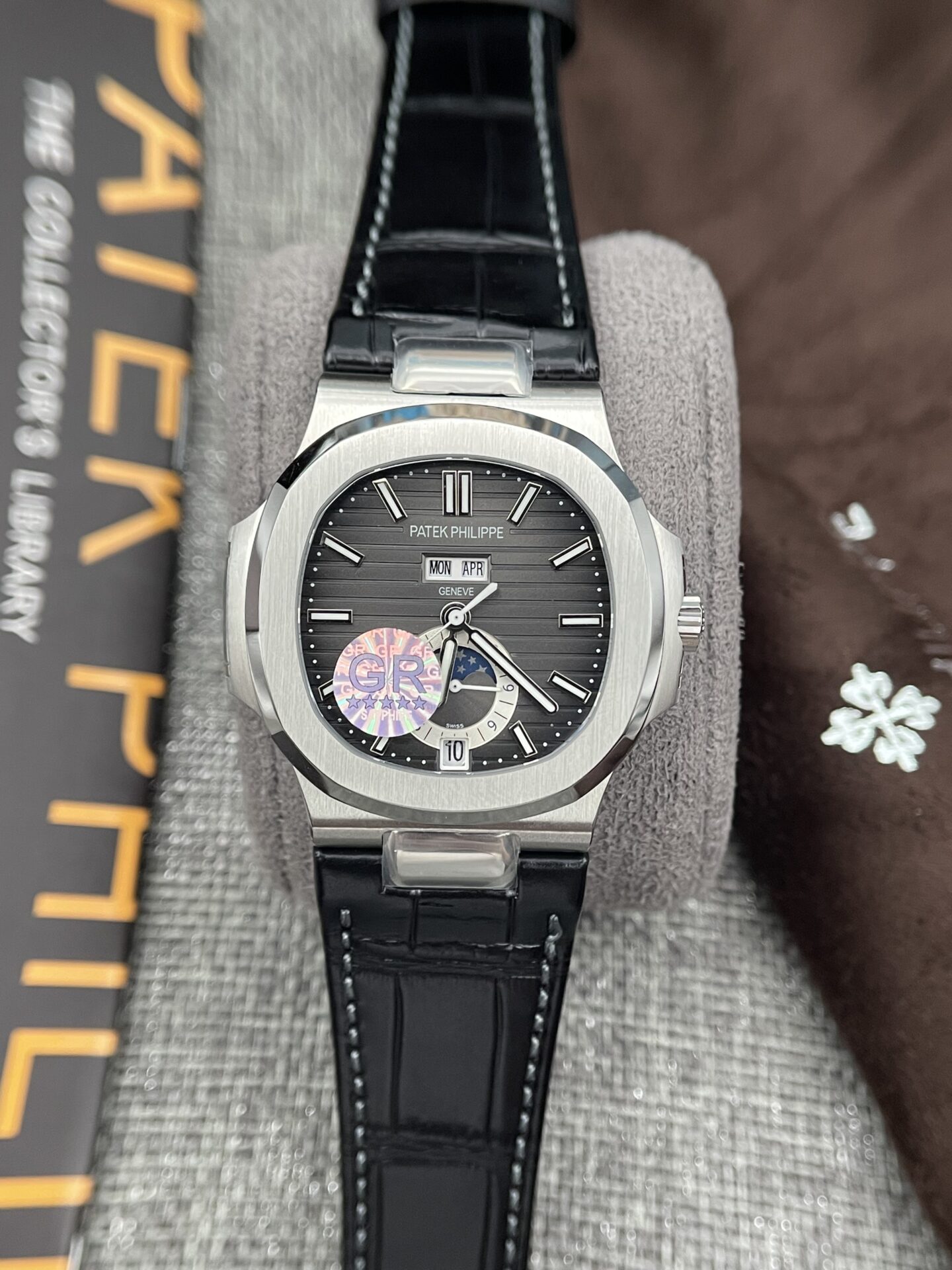 Patek Philippe Nautilus 5726 Replica Watch Gray Dial GRF 40.5mm