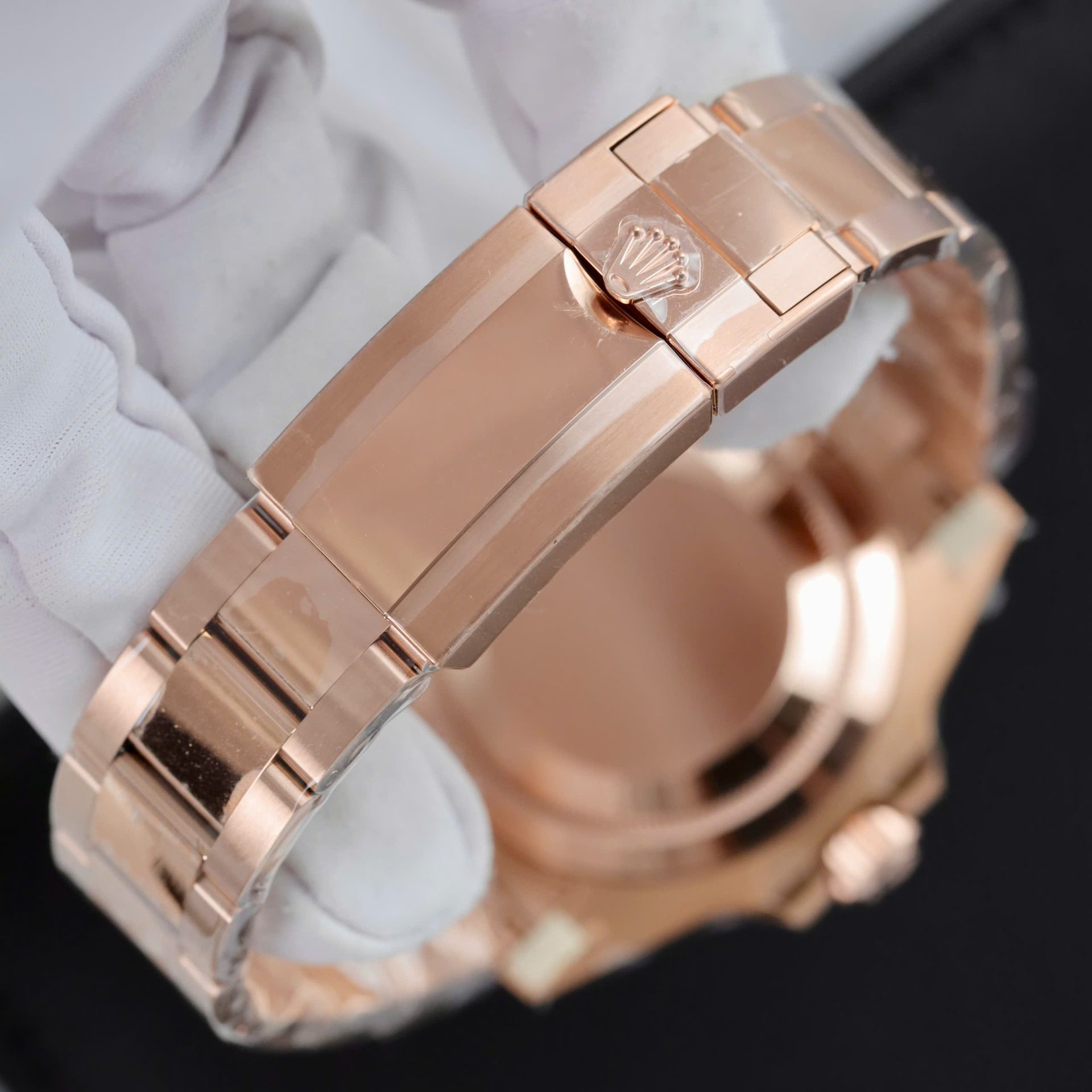 Rolex GMT-Master II 126715CHNR Replica Watch Rose Gold Tiger Eye Stone Dial 40mm