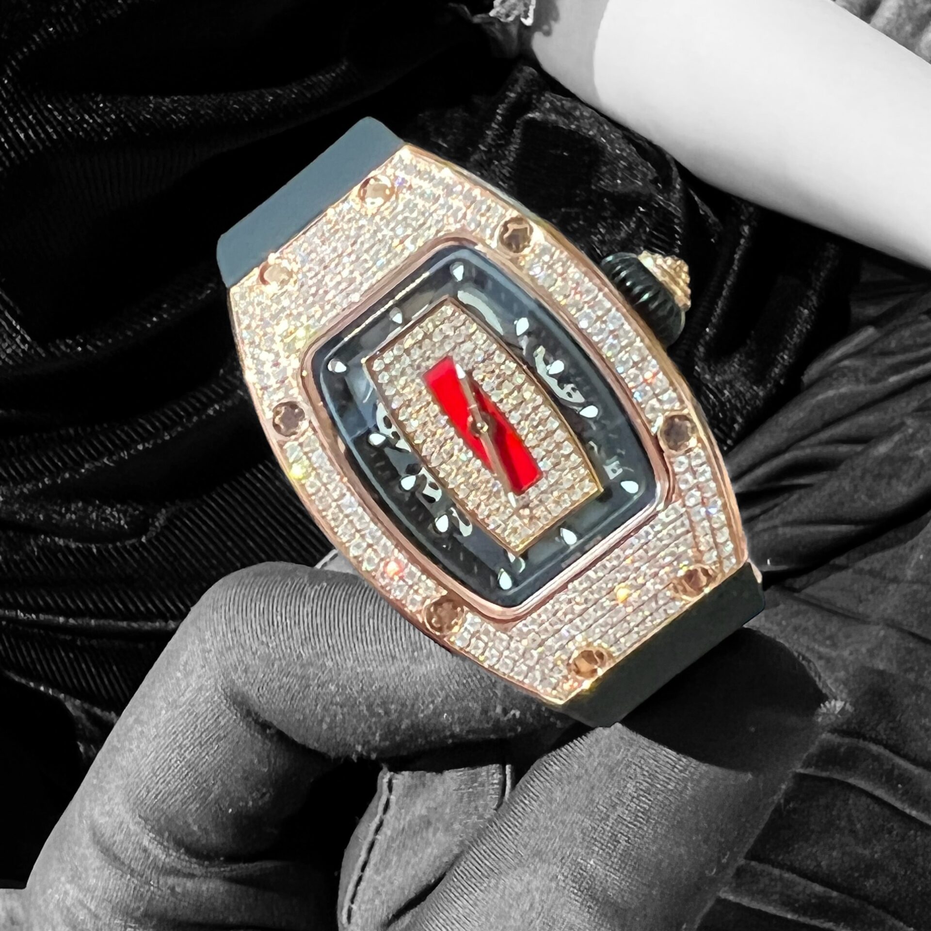 Richard Mille RM007 Replica Watch Rose Gold Wrapped With Full Natural Diamond 36mm