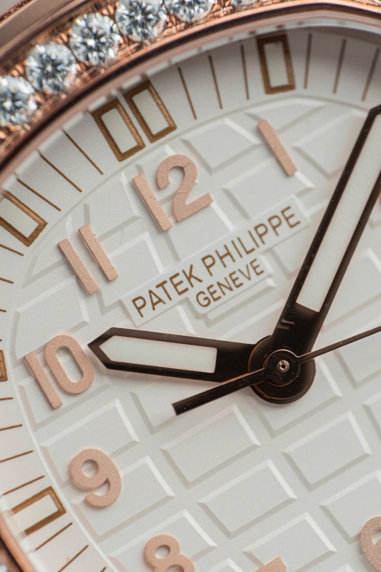 Patek Philippe Best Replicas Aquanaut 5067 Customs Moissanite Diamonds PPF Factory 35.6mm