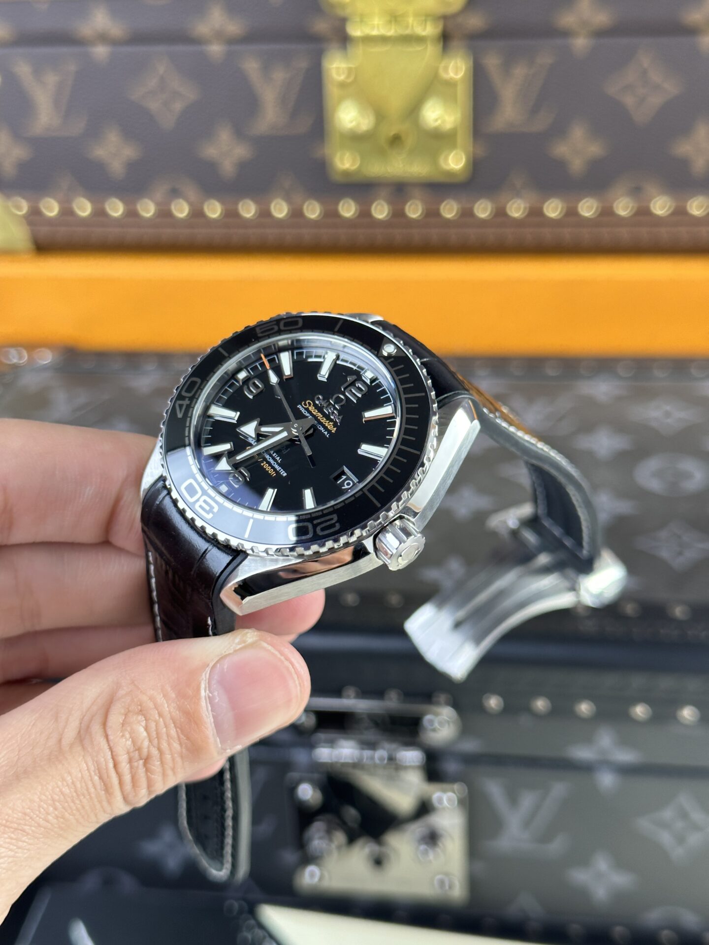 Omega Seamaster Planet Ocean Replica Watch Black Dial VS Factory 39.5mm