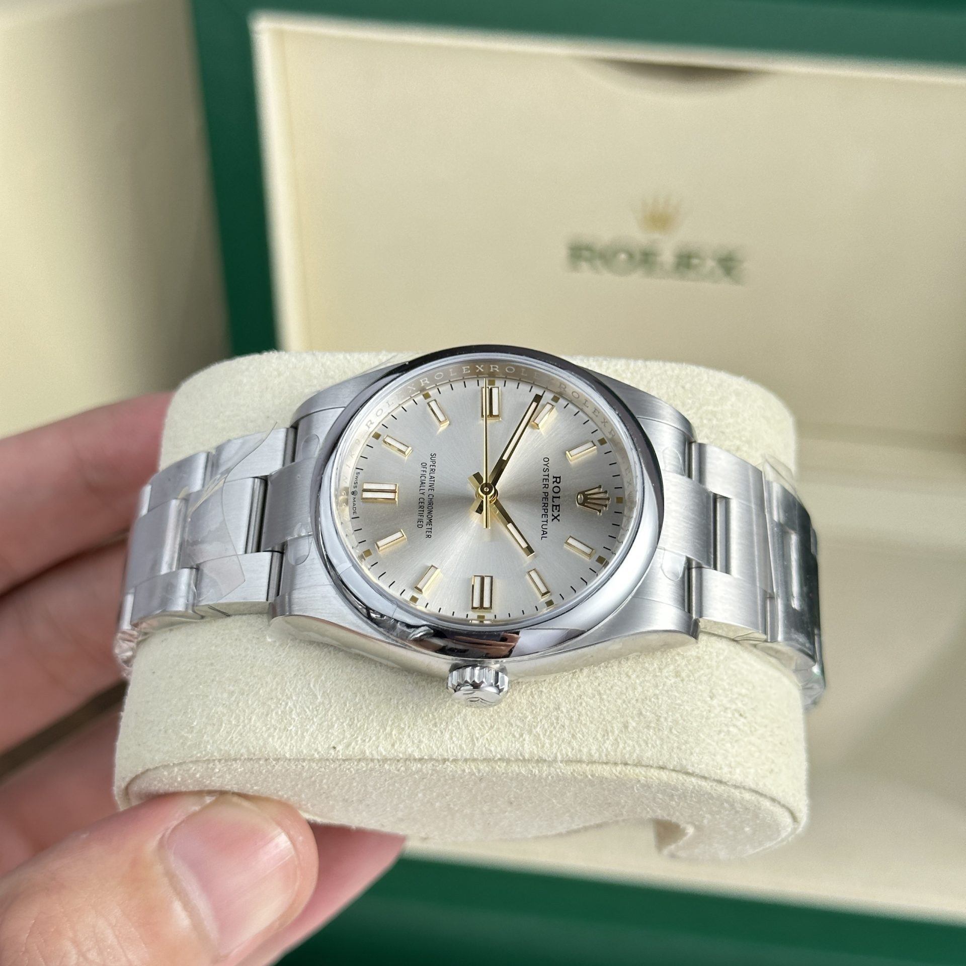 Rolex Fake Watch Oyster Perpetual 126000 Silver Dial Clean Factory 36mm