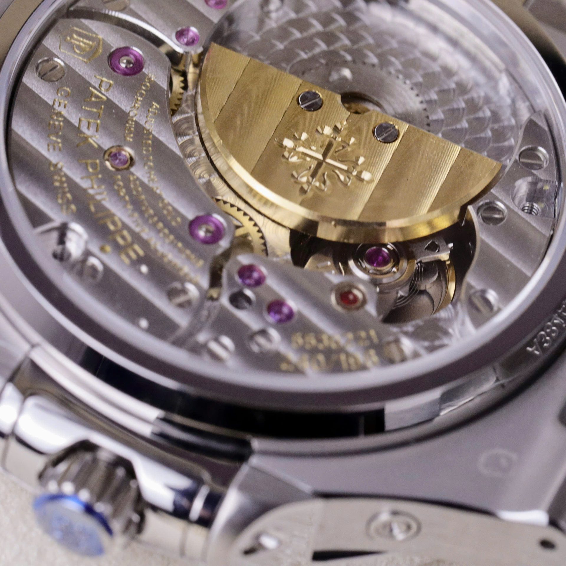 Patek Philippe Nautilus 5740 Copies Watch Men Blue Dial Metal Wire 40mm