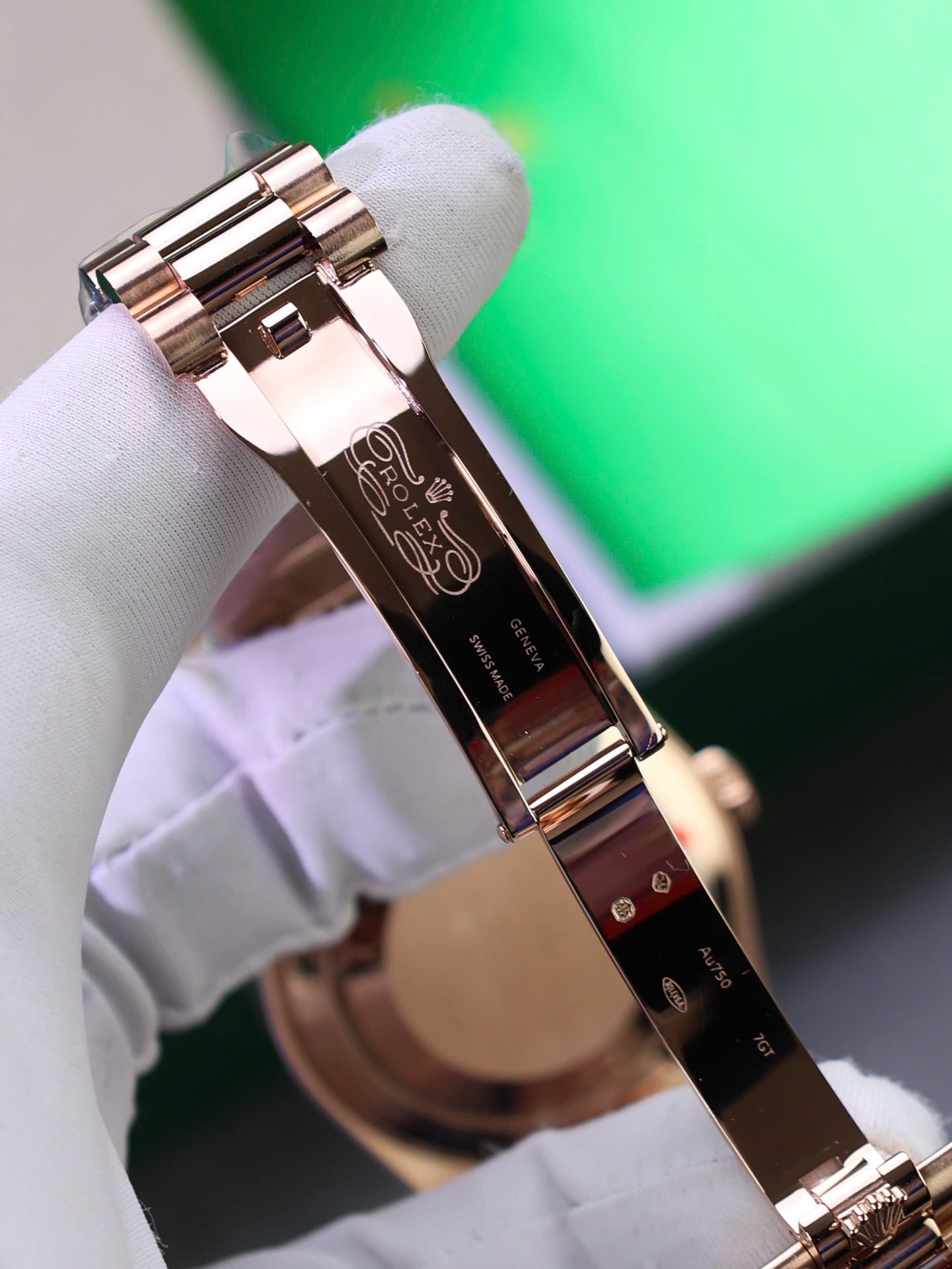 Rolex Day-Date Green Dial Replica Watch Gold Wrapped Weight 186Gram QF 40mm