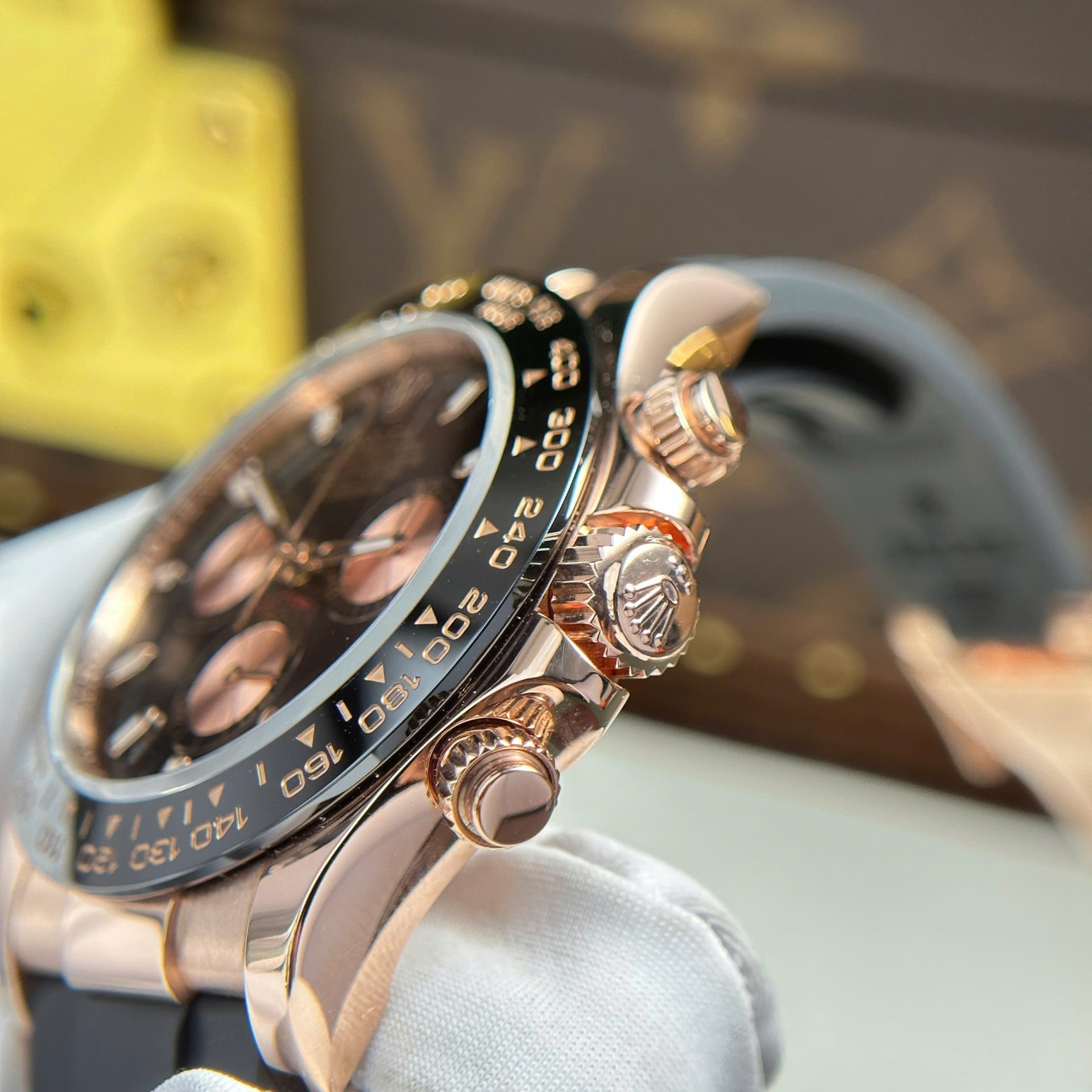 Rolex Cosmograph Daytona 116515LN Black Dial Replica 11 Watch Gold Wrapped 40mm