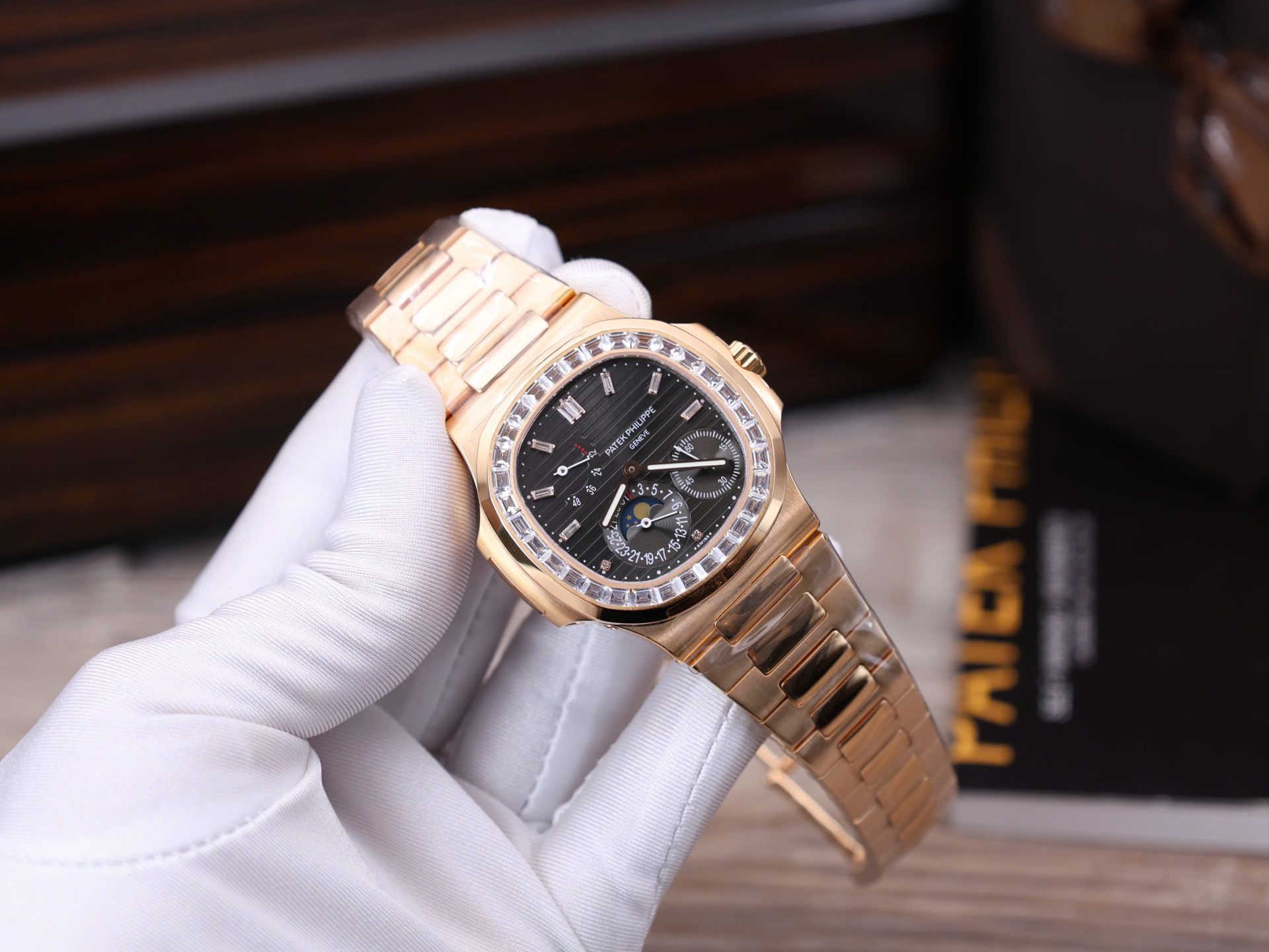 Patek Philippe Nautilus 5724R Replica Watch Custom Gold Wrapped GR Factory 40mm