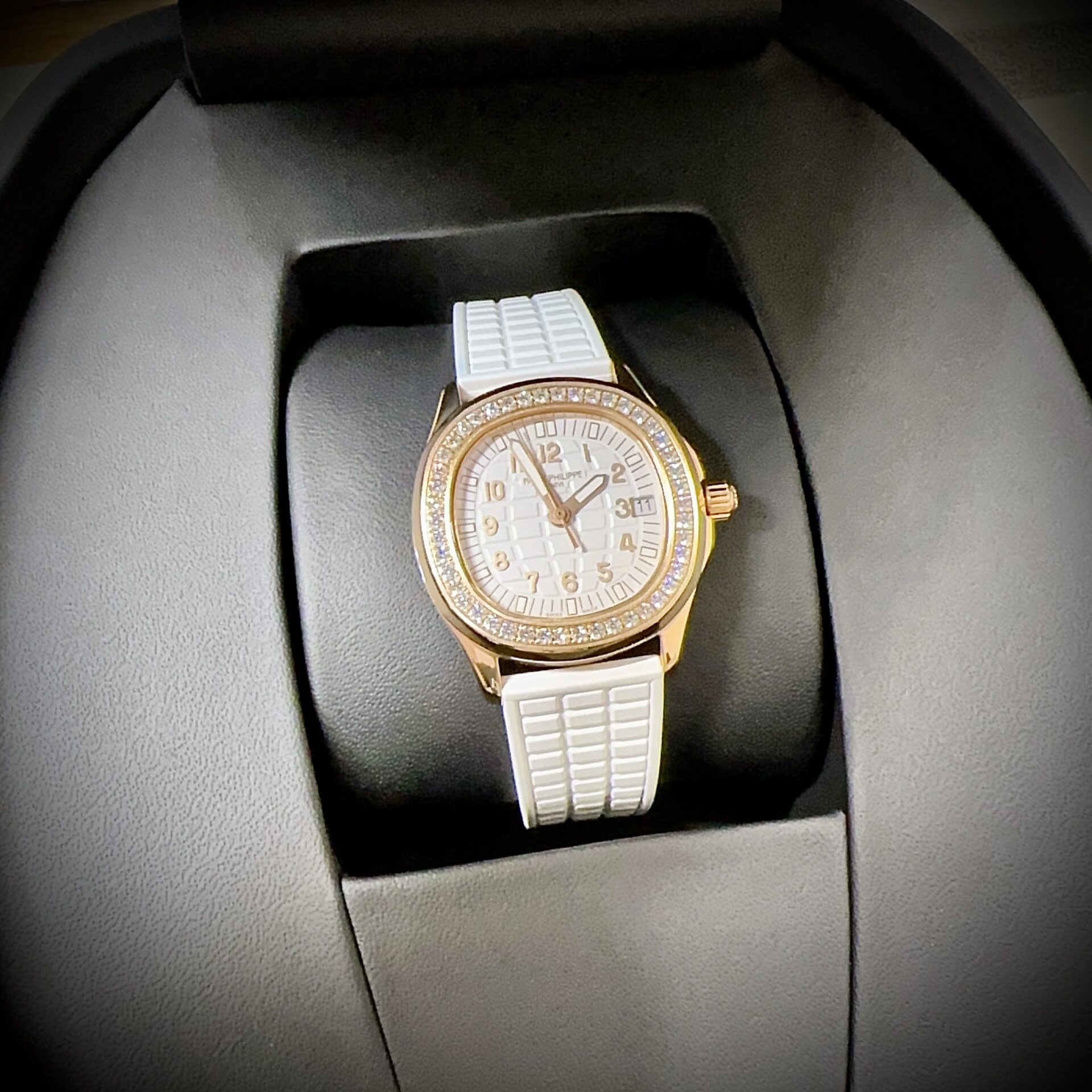 Patek Philippe Aquanaut 5067R Replica Watch White PP Factory 35.6mm