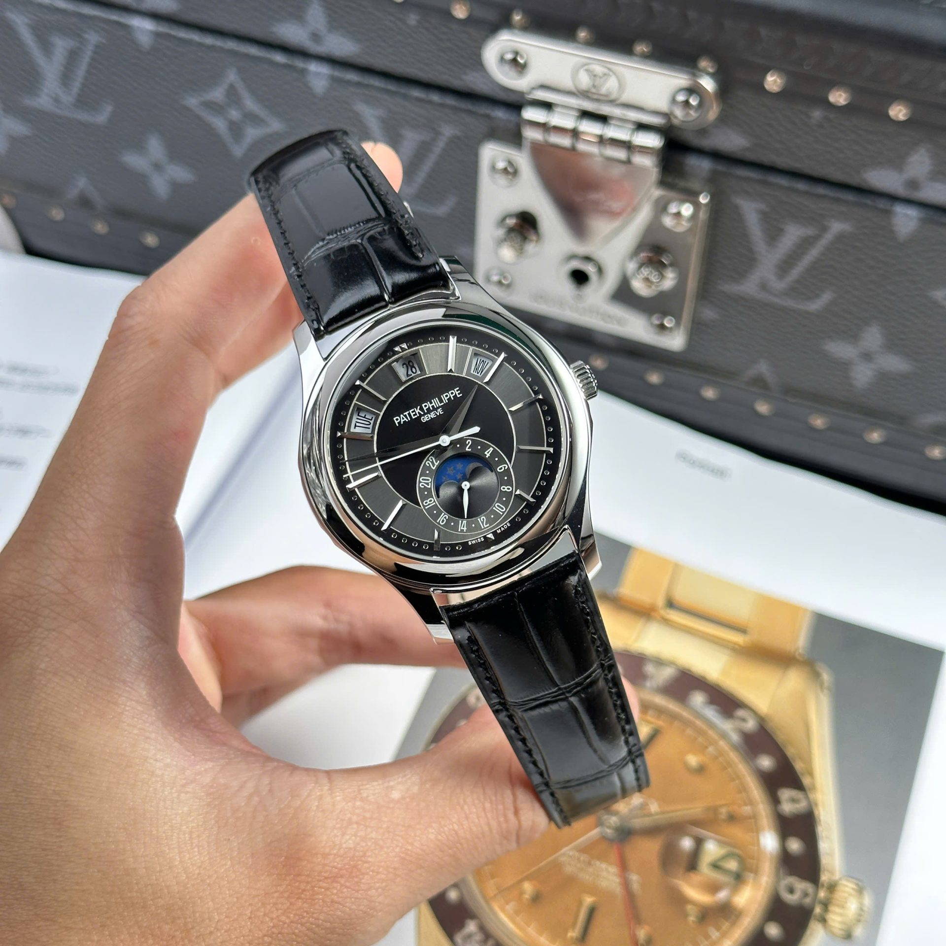 Patek Philippe Replica Watch Complications 5205G Gray Dial Leather Strap 40mm