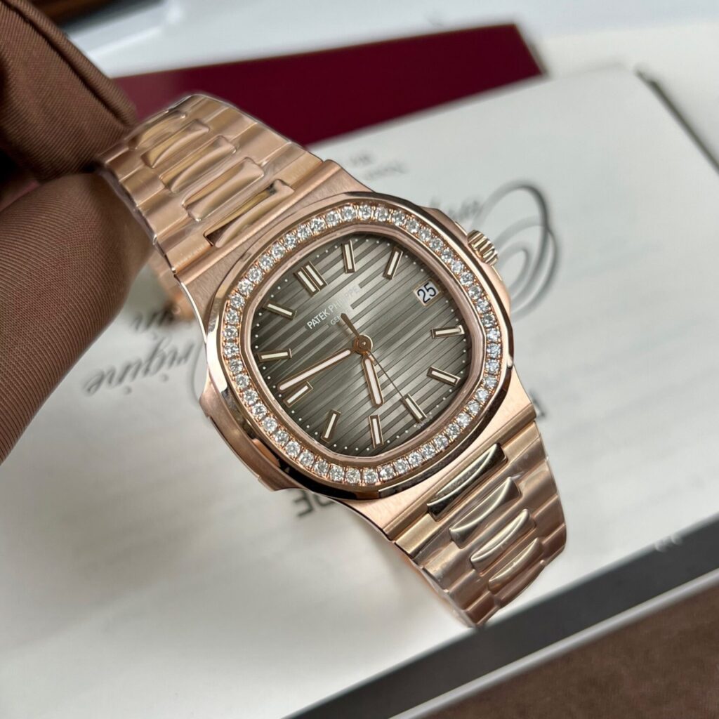 Patek Philippe Best Replica Watch Nautilus 5711 Gold Wrapped   Moissanite Diamonds Custom 40mm
