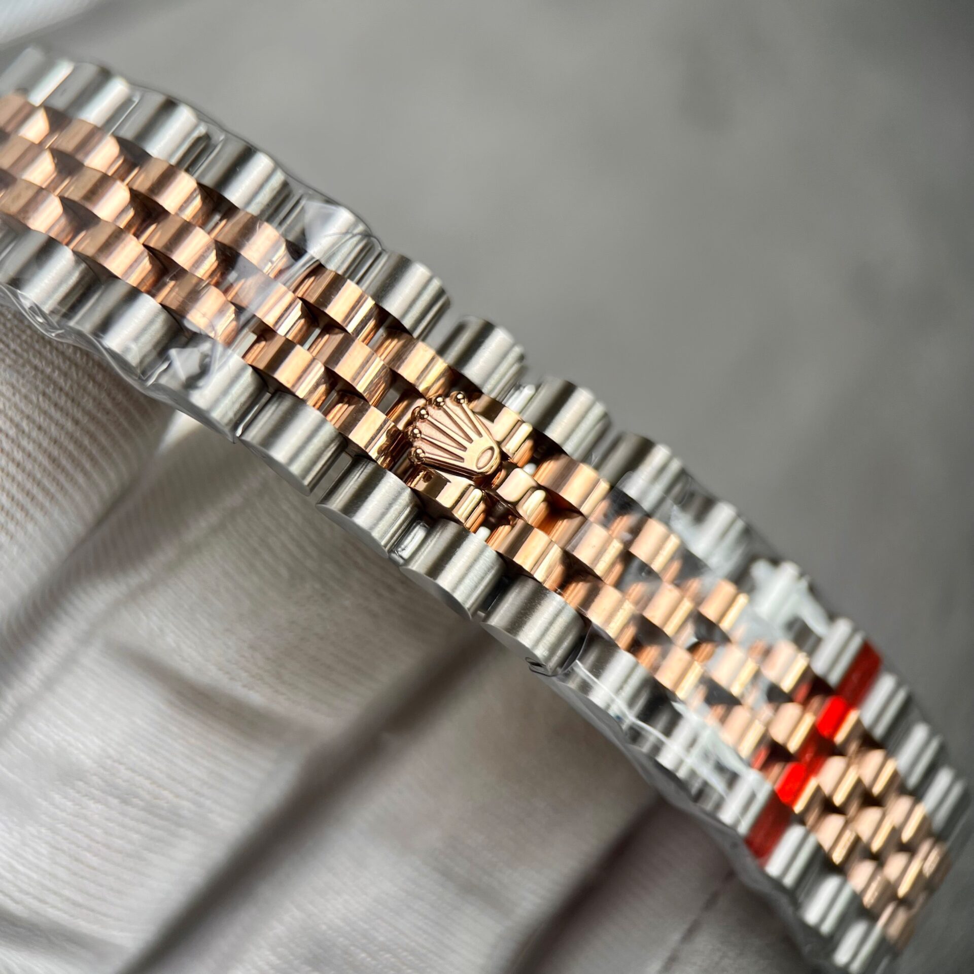 Rolex DateJust Replica Watch Gold Wrapped Chocolate Dial GM 31mm