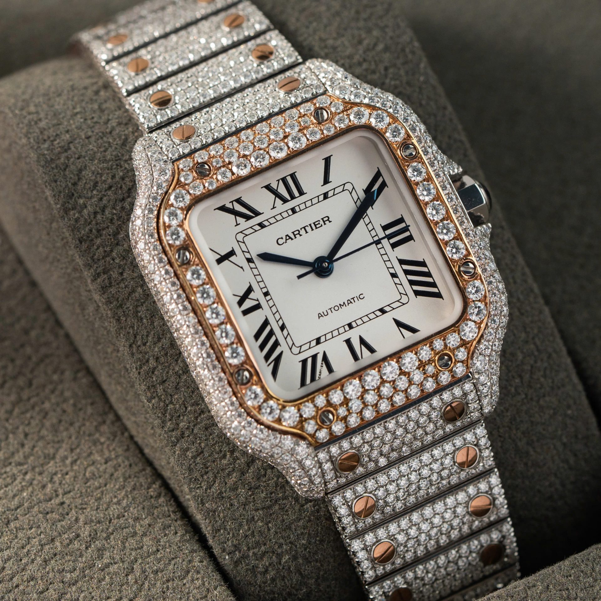 Cartier Santos Replica Watch With Full Diamond Moissanite Hong Kong 35mm