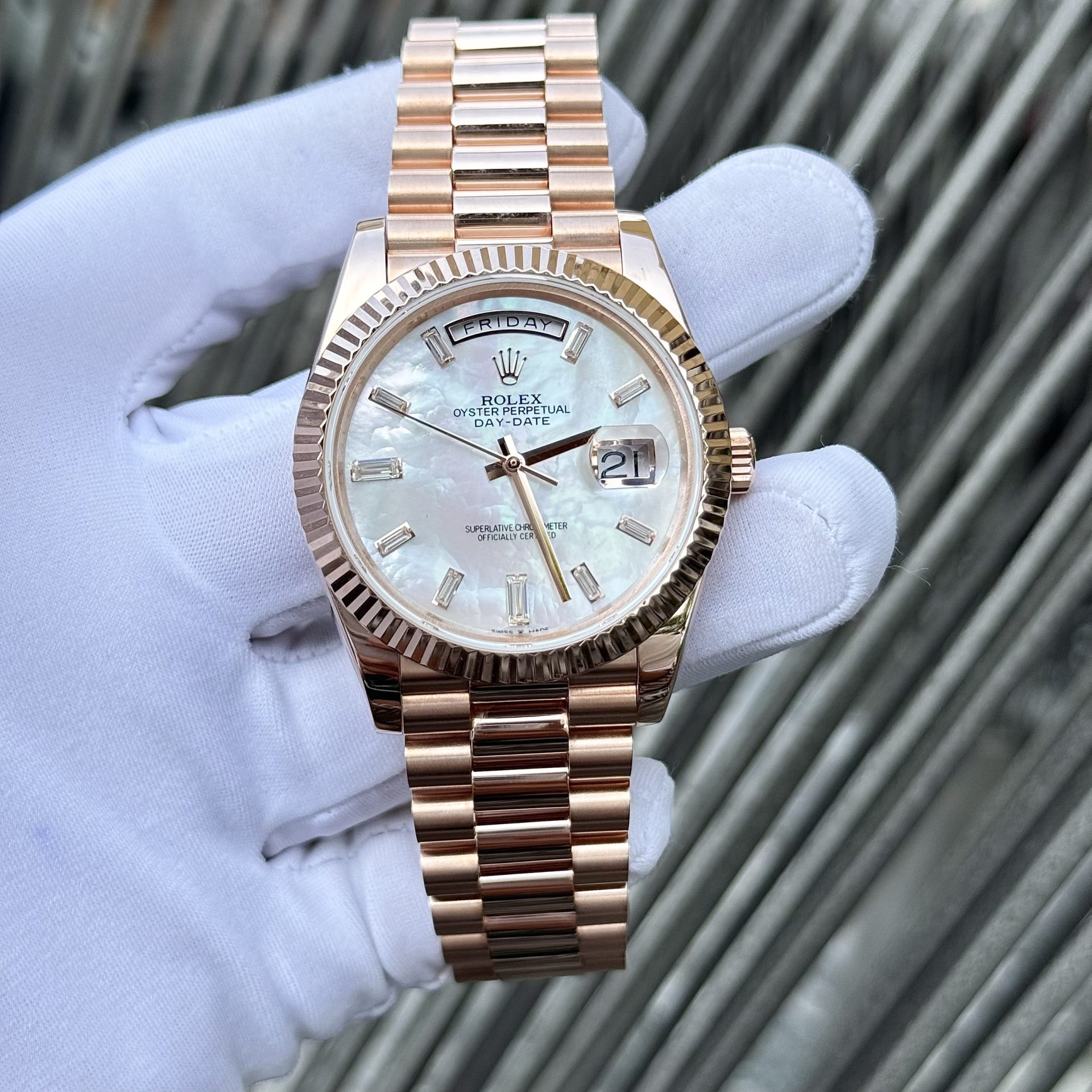 Rolex Best Fake Watch Day-Date Mother Of Pearl Dial Moissanite Gold Wrapped GM Factory 40mm