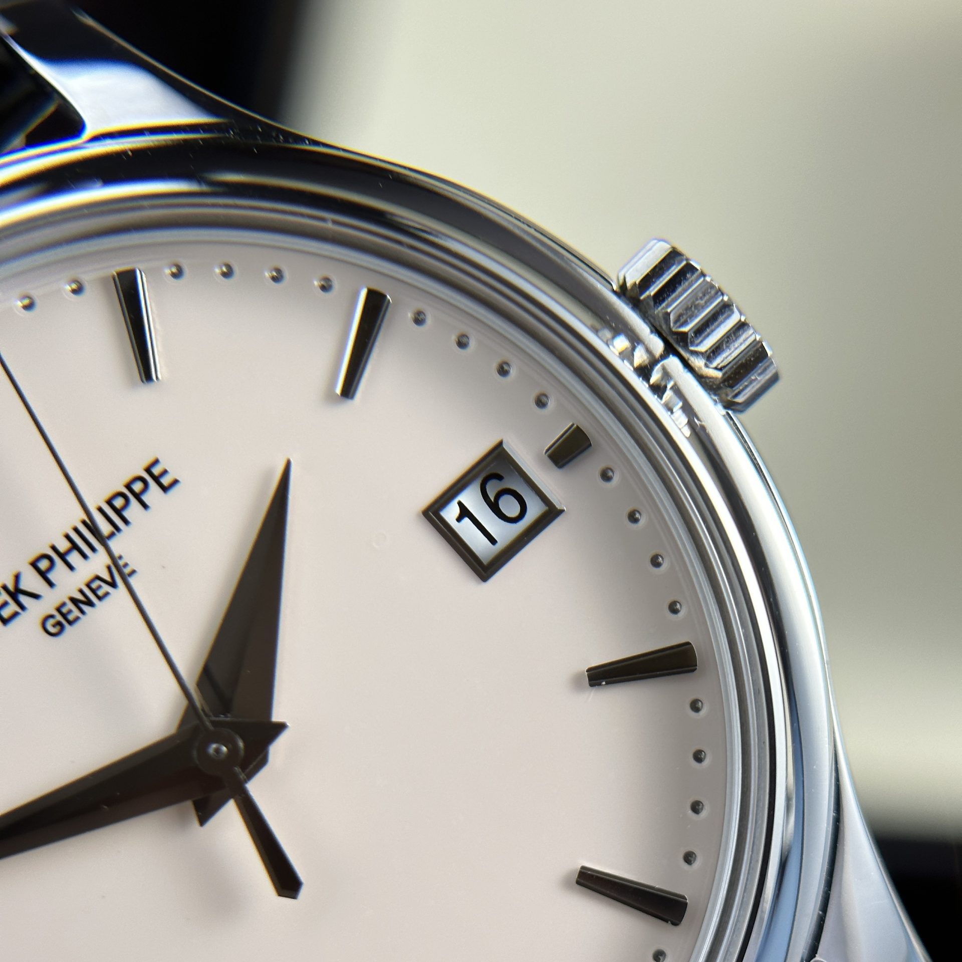 Patek Philippe Replica Watch Calatrava 5227G Mechanical Ivory Dial 3K Factory 39mm